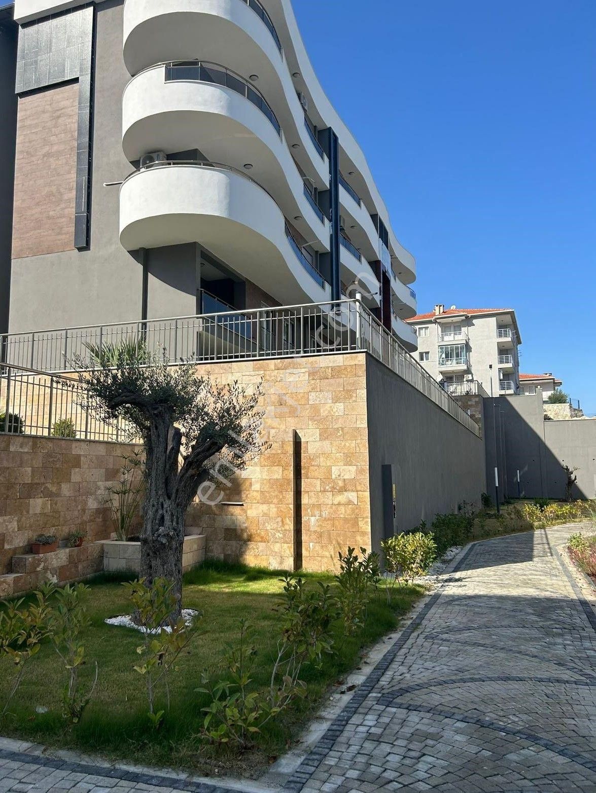 Sitede Ebeveyn Banyolu Sıfır 2+1 Daire - Görsel 18