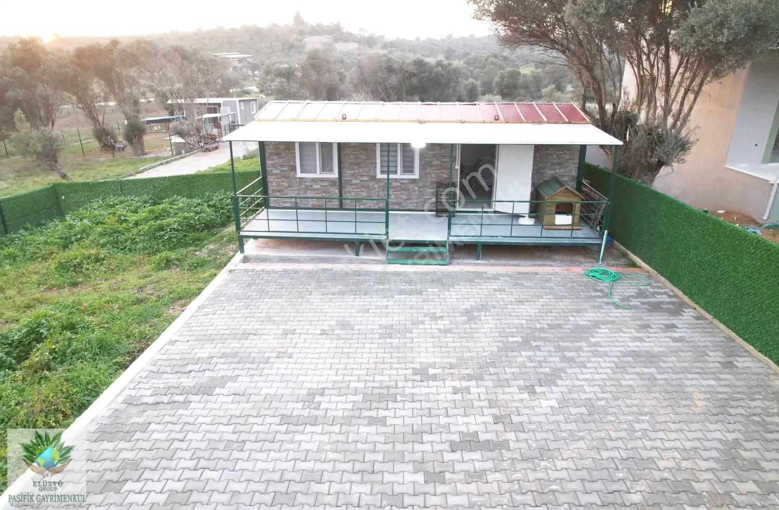 Pasifikten Menderes Çakallarda Köşe Parsel 377 M² Harika Bahçe - Görsel 14