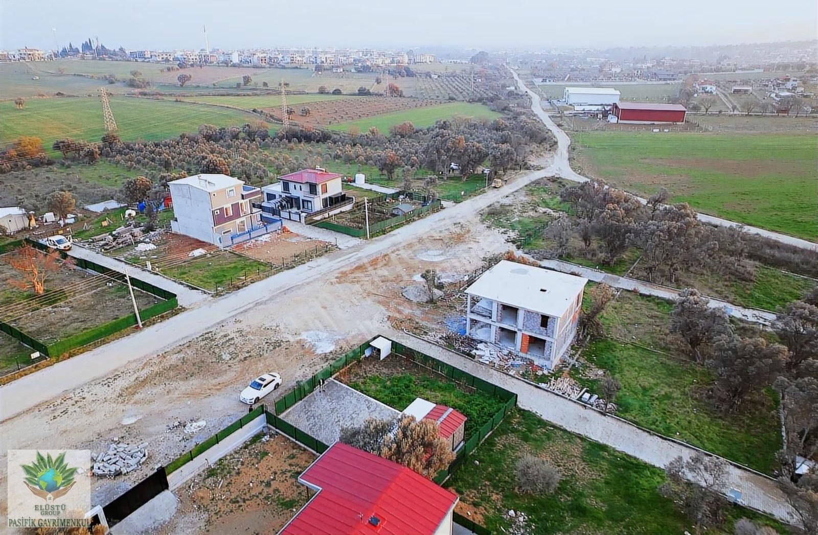 Pasifikten Menderes Çakallarda Köşe Parsel 377 M² Harika Bahçe - Görsel 8