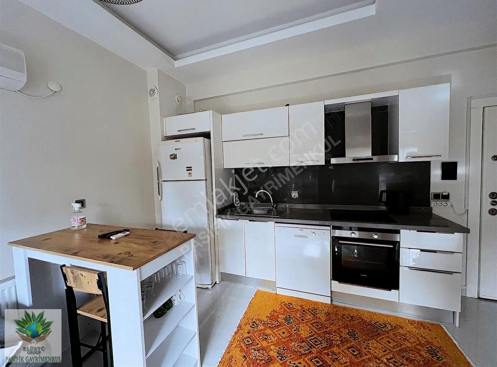 Pasifikten Bornova Avcılar Prestijde Satılık Eşyalı 2+1 Daire - Görsel 3