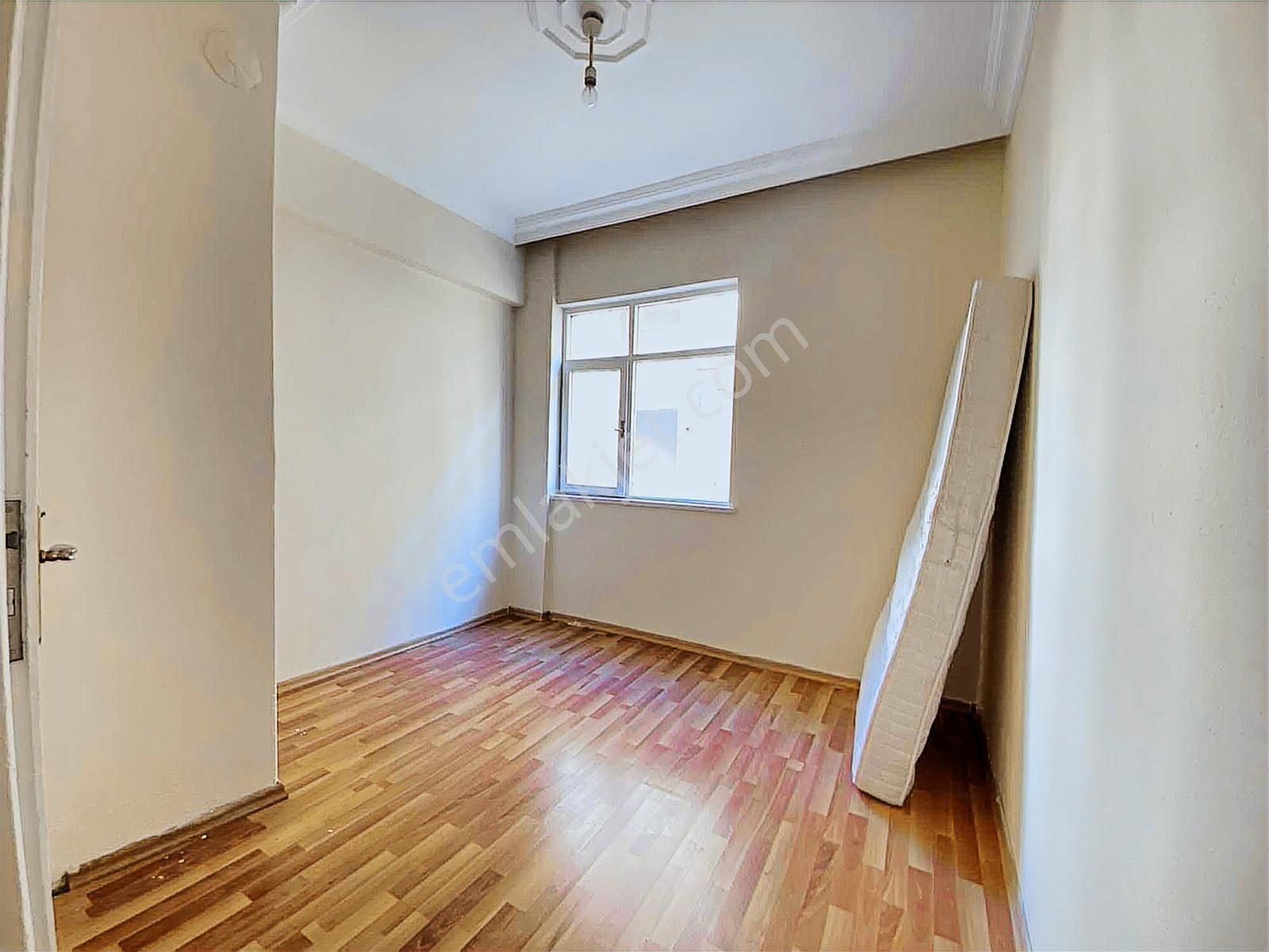 Samanyolu Pastanesi Karşısı Denize Yakın 3+1 Arakat Kiralık - Görsel 14