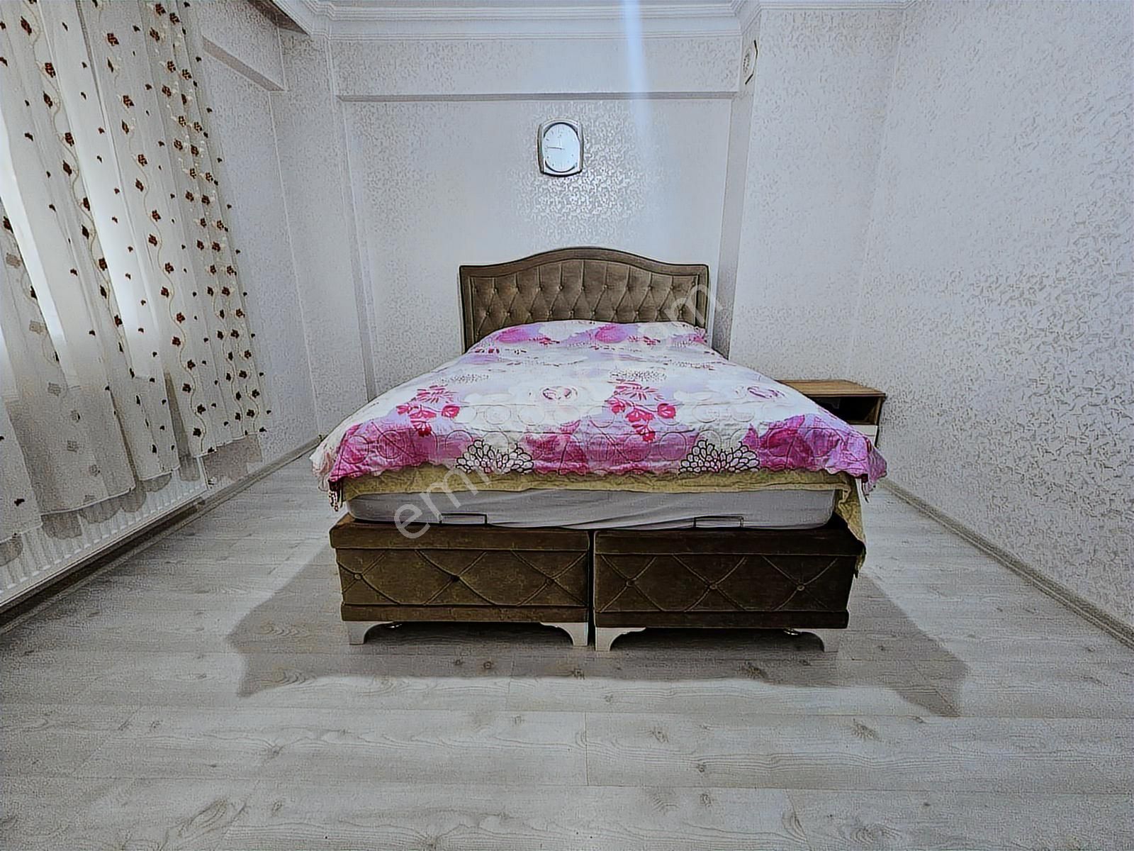 Küçükçekmece Söğütlüçeşme Satılık Dubleks Yeni Bina - Görsel 9