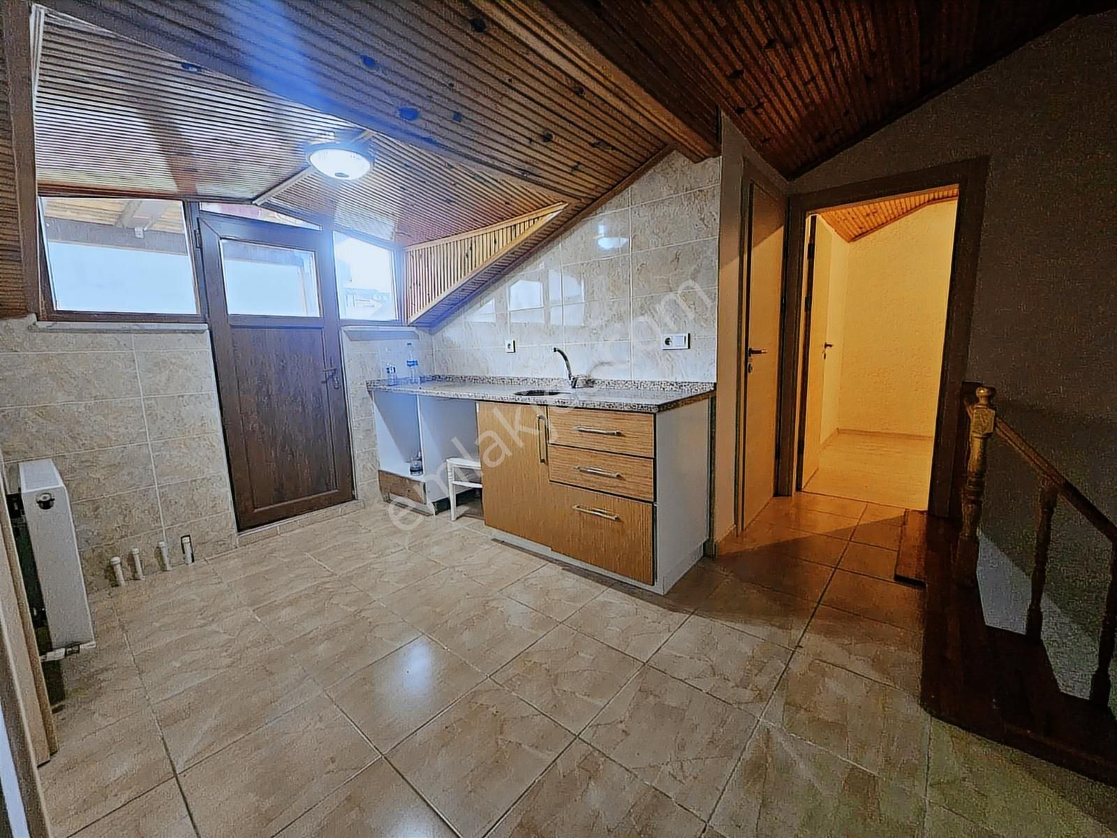 Küçükçekmece Söğütlüçeşme Satılık Dubleks Yeni Bina - Görsel 33