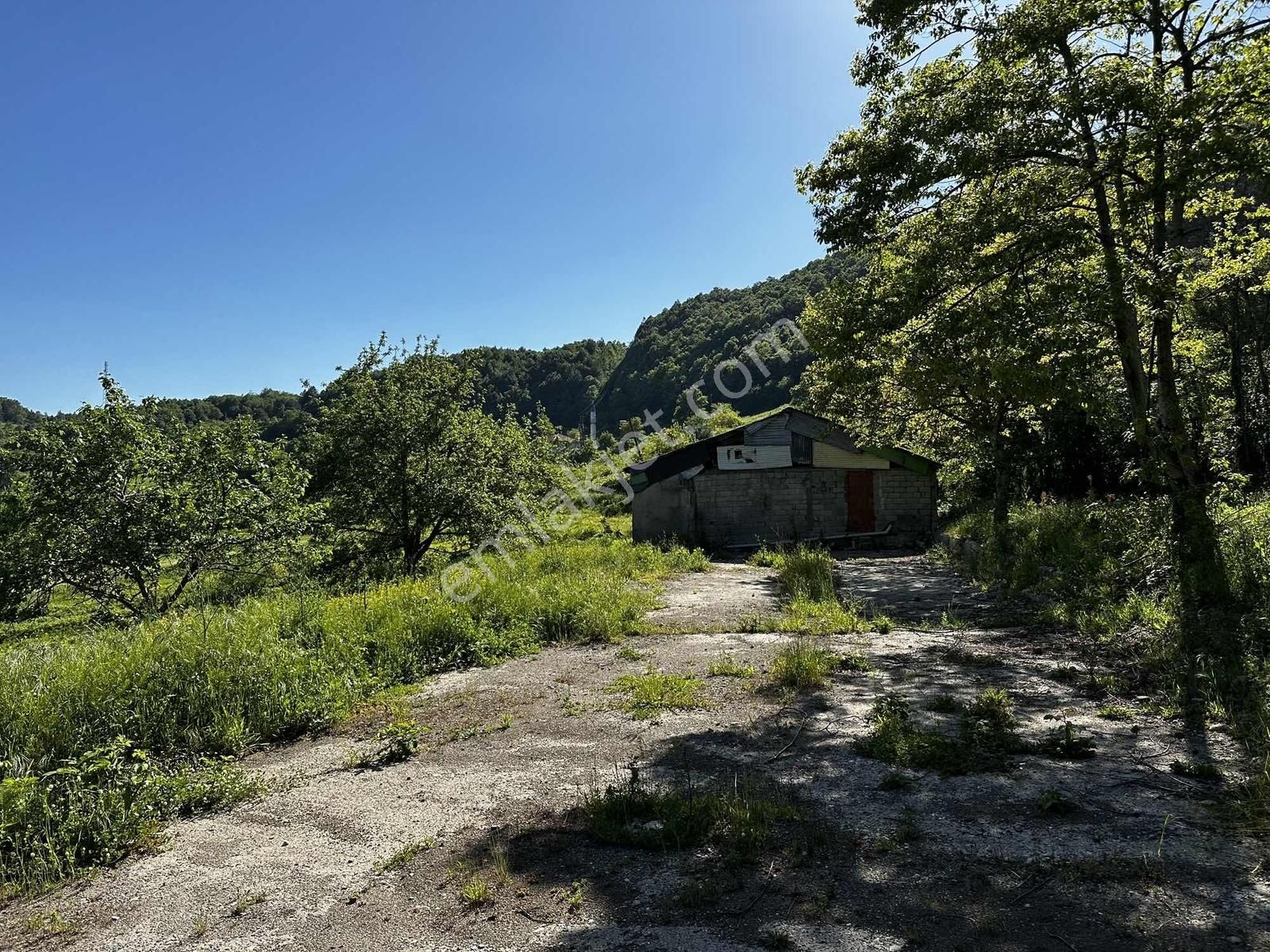 Osmaniye'de Yayla Havasında 250 M2 Yapı İzinli 592 M2 Arsa - Görsel 17