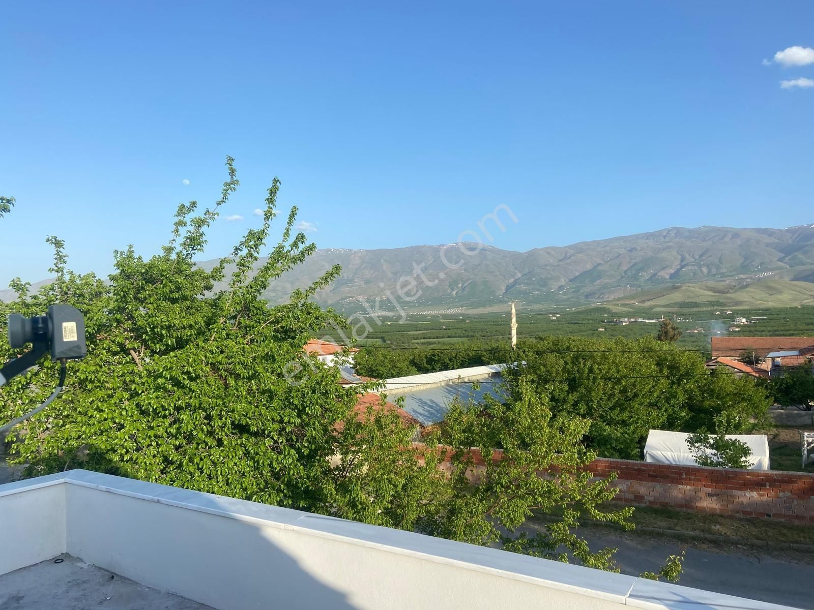 Furkan Doğan’dan Kalede 1 Dönüm Arsa Ve Çiftlik Evi - Görsel 3