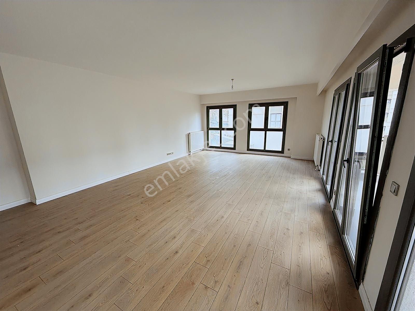 Küçükçekmece Bizim Mahalle 3.kısım Satılık 5+1 Daire - Görsel 12