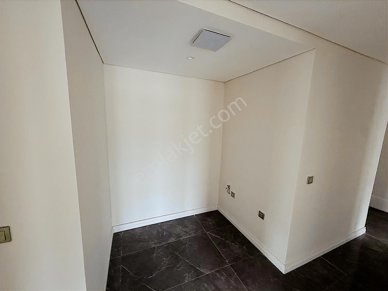 Küçükçekmece Bizim Mahalle 3.kısım Satılık 5+1 Daire - Görsel 9