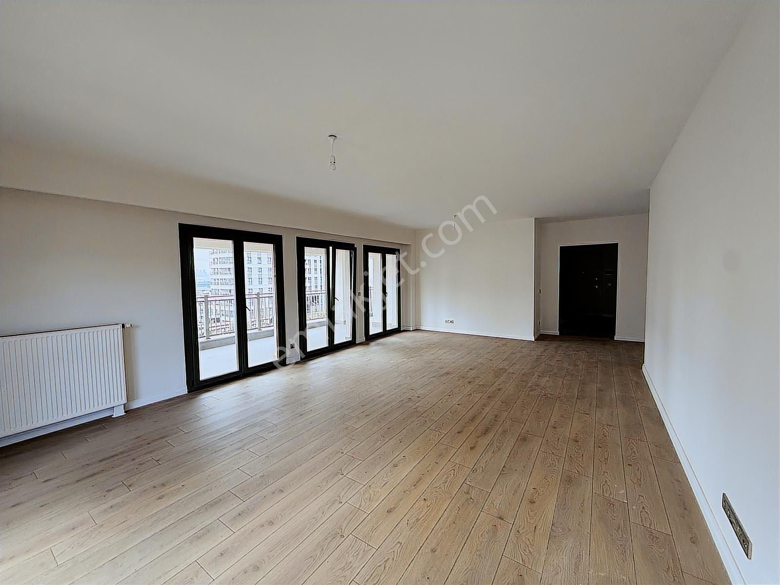 Küçükçekmece Bizim Mahalle 3.kısım Satılık 5+1 Daire - Görsel 20