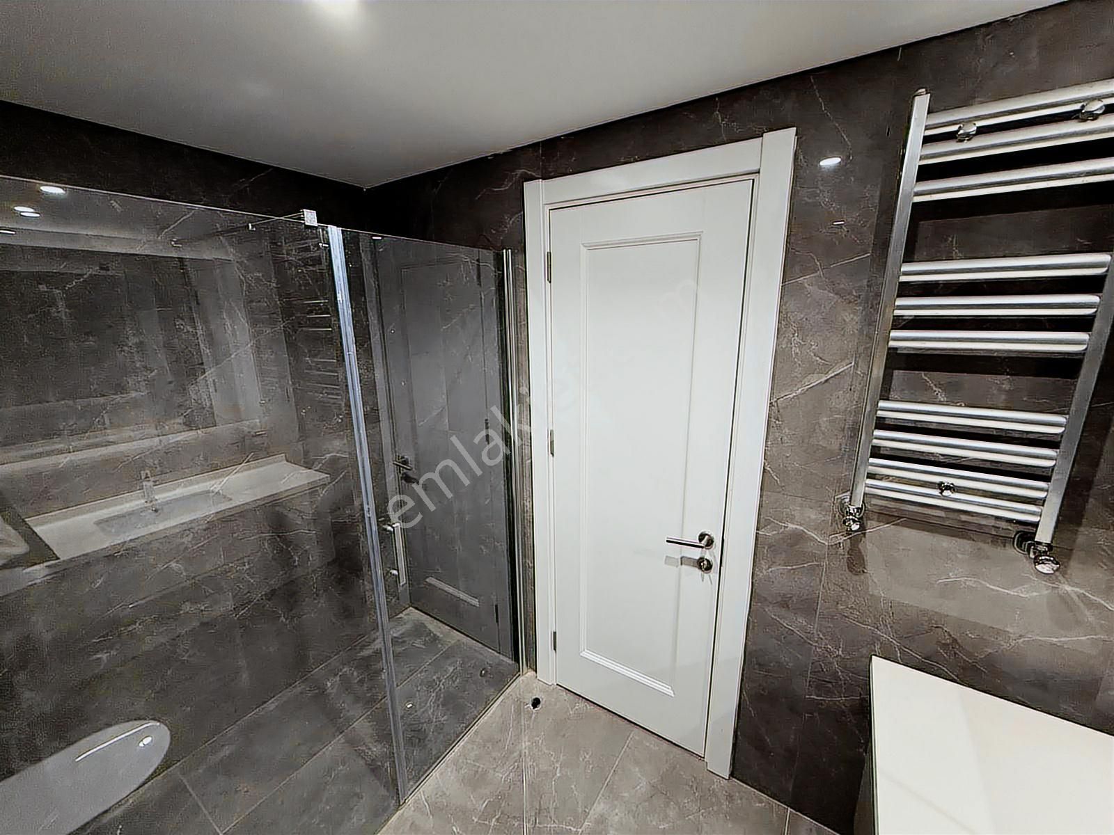 Küçükçekmece Bizim Mahalle 3.kısım Satılık 5+1 Daire - Görsel 23