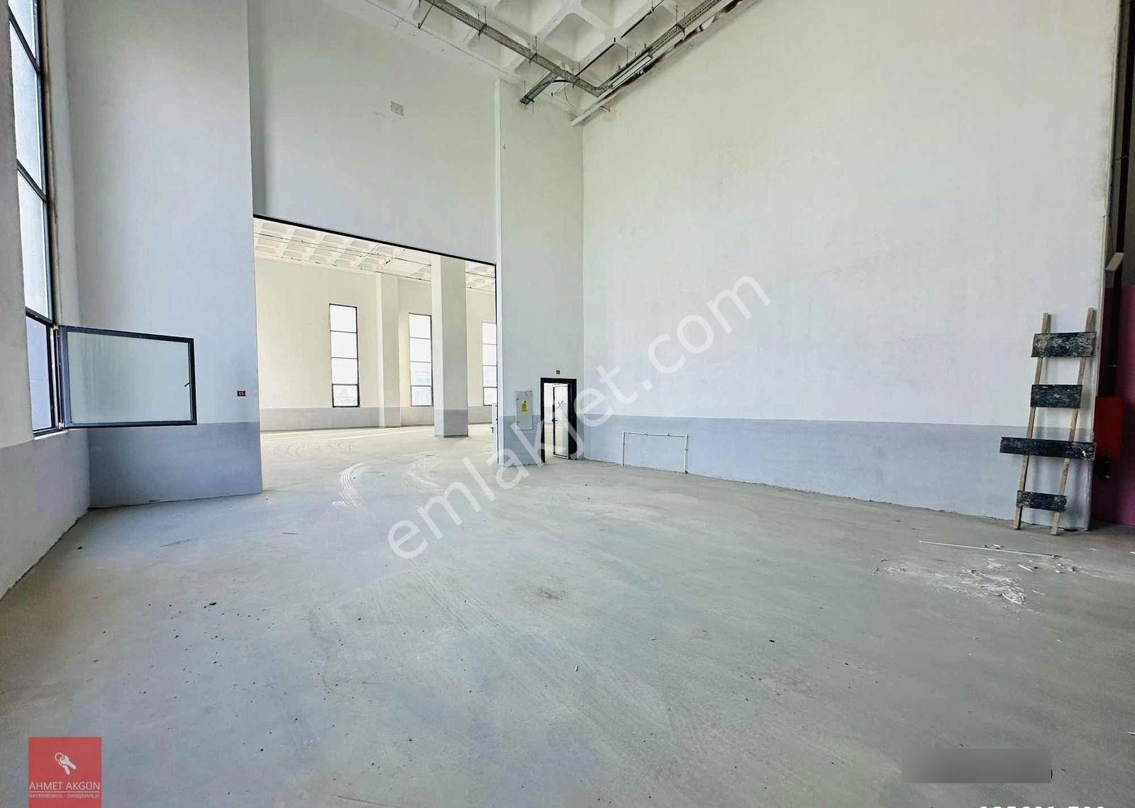 Akçaburgazda Sıfır Önü Açık 9.30h Yükseklik Düz Giriş 470 M2 - Görsel 15