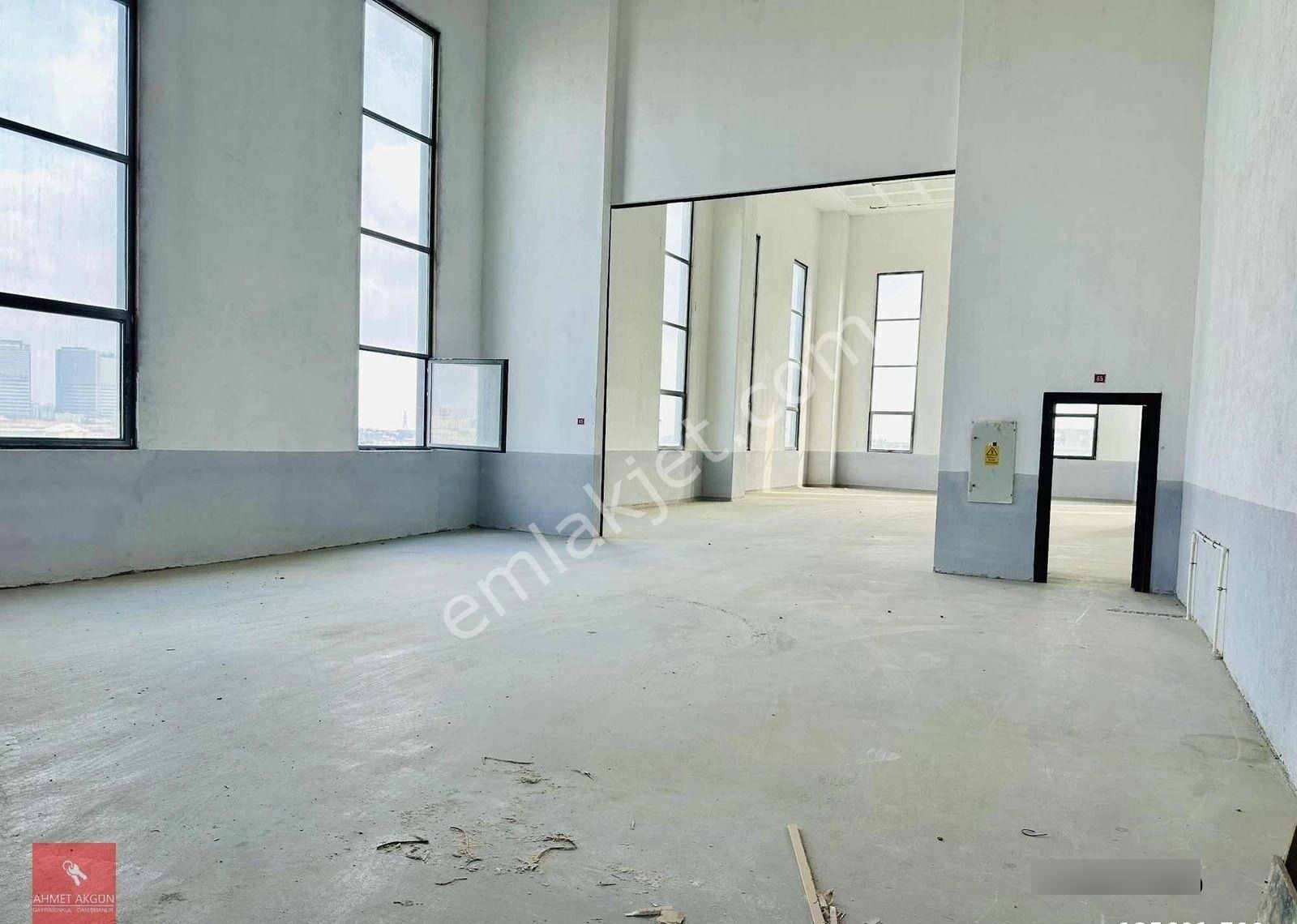 Akçaburgazda Sıfır Önü Açık 9.30h Yükseklik Düz Giriş 470 M2 - Görsel 8