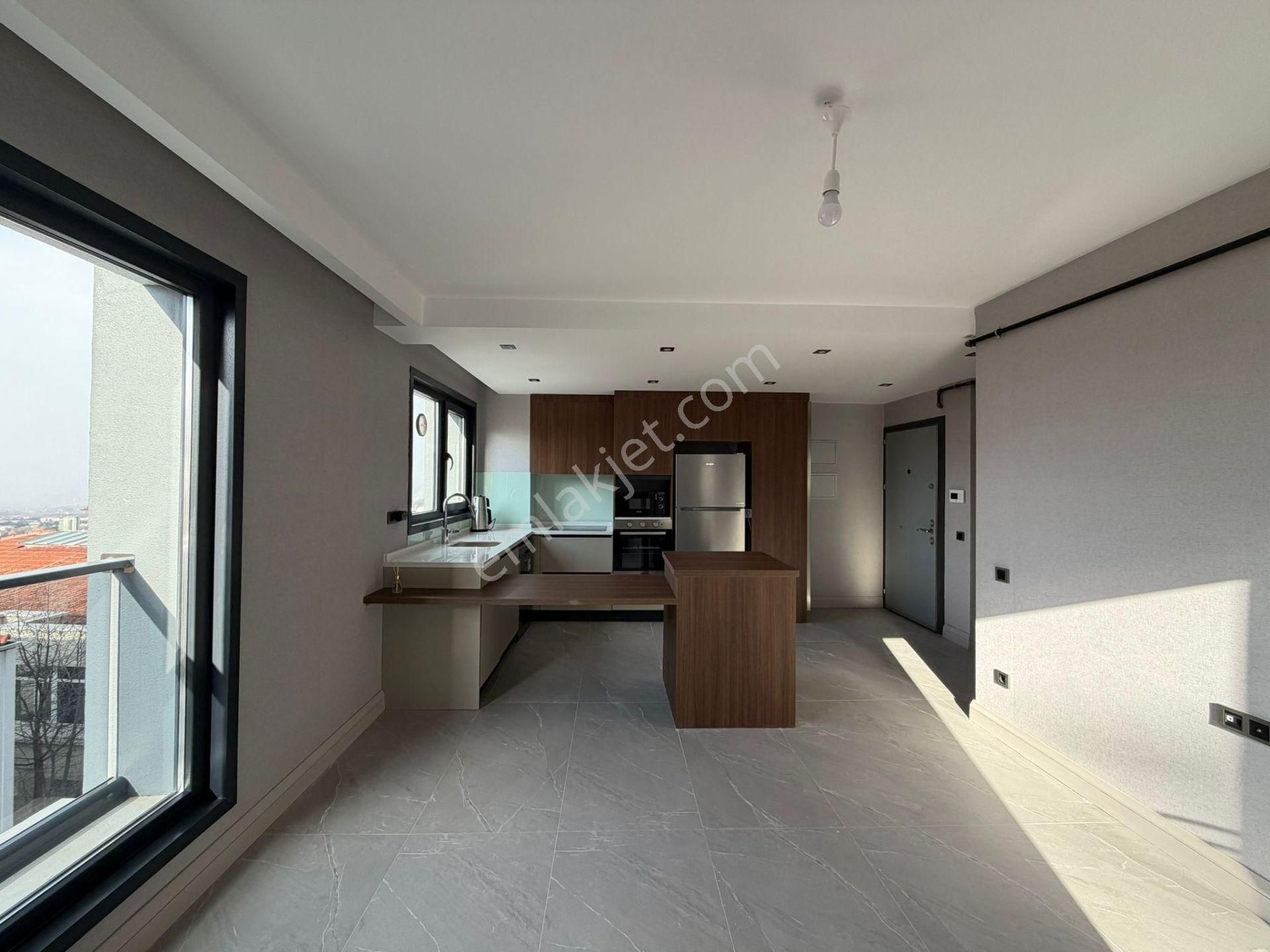 Çankaya Elçilik Bölgesinde Ankara Manzaralı Sıfır Kiralık 1+1 - Görsel 11