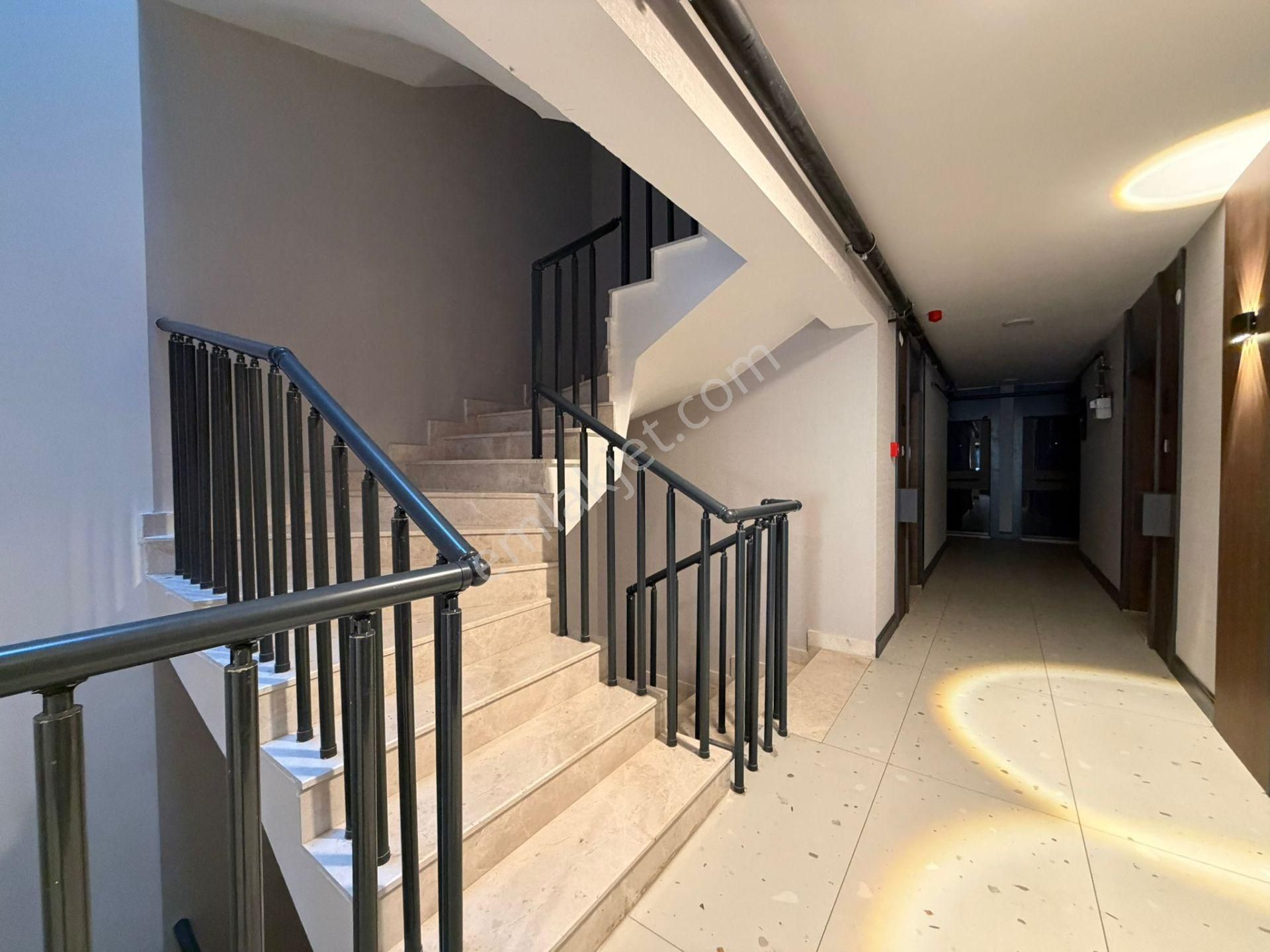 Çankaya Elçilik Bölgesinde Ankara Manzaralı Sıfır Kiralık 1+1 - Görsel 3