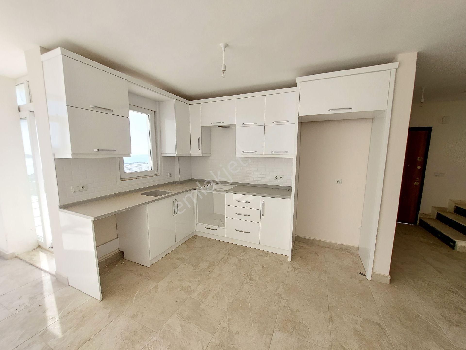 3+1 Villa Denize 600m Panoramik Deniz Doğa Manzaralı Otoparklı - Görsel 17