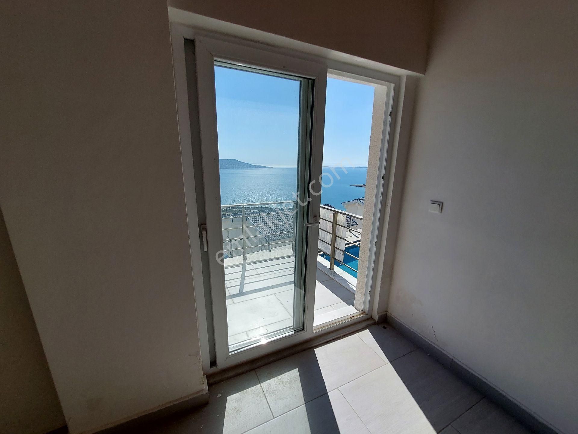 3+1 Villa Denize 600m Panoramik Deniz Doğa Manzaralı Otoparklı - Görsel 28