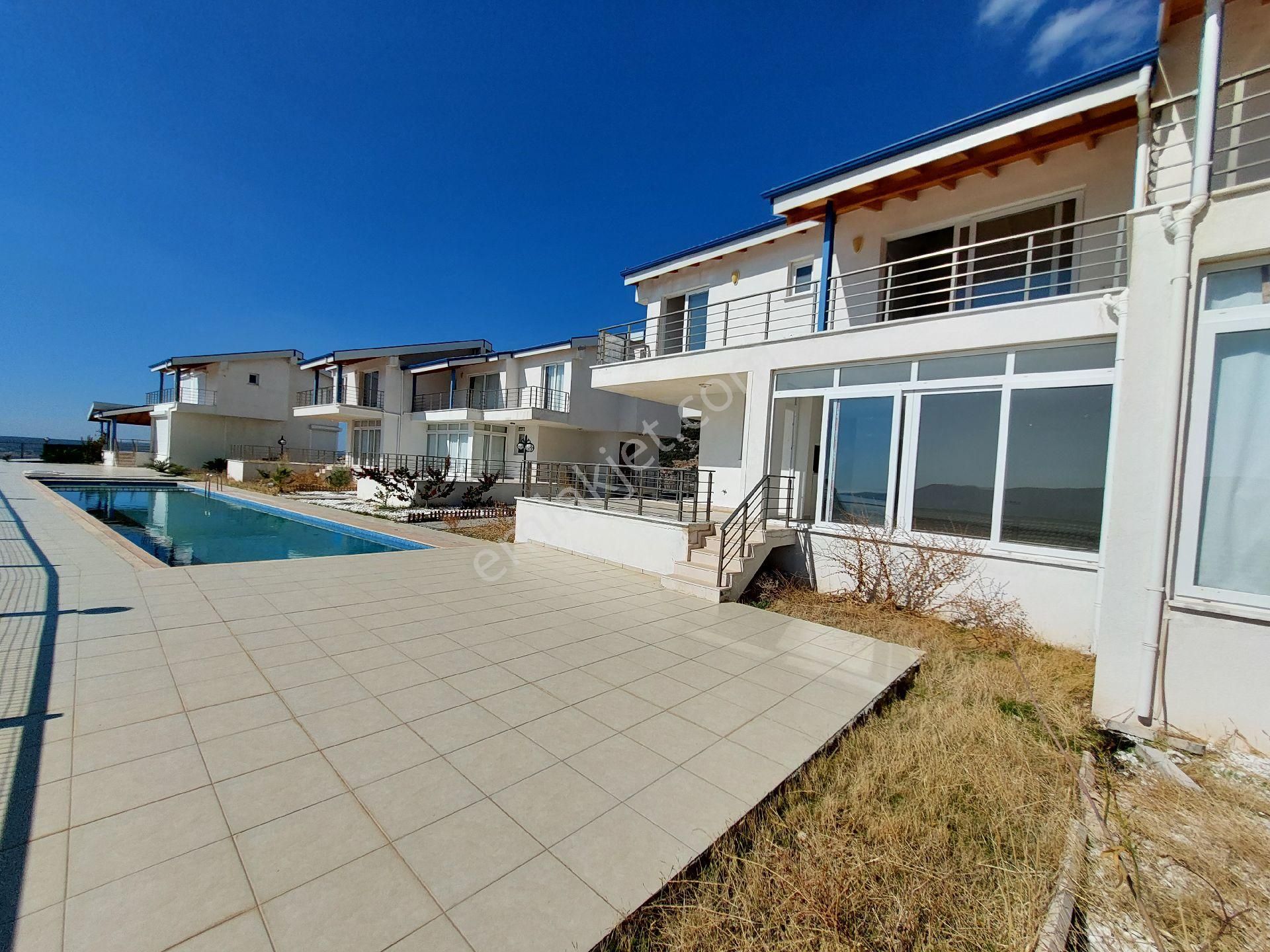 3+1 Villa Denize 600m Panoramik Deniz Doğa Manzaralı Otoparklı - Görsel 15