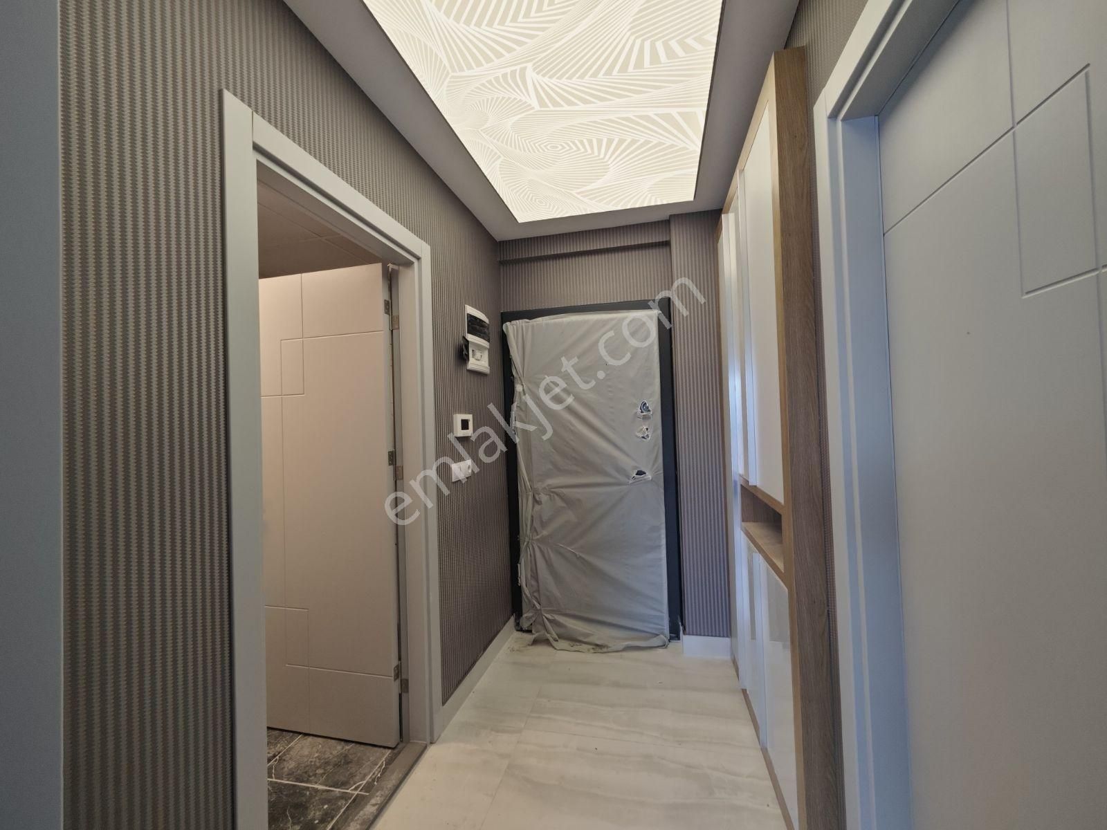 Kuşadası Değirmendere`de Havuzlu, Doğalgazlı Sıfır 1+1 Daire - Görsel 11