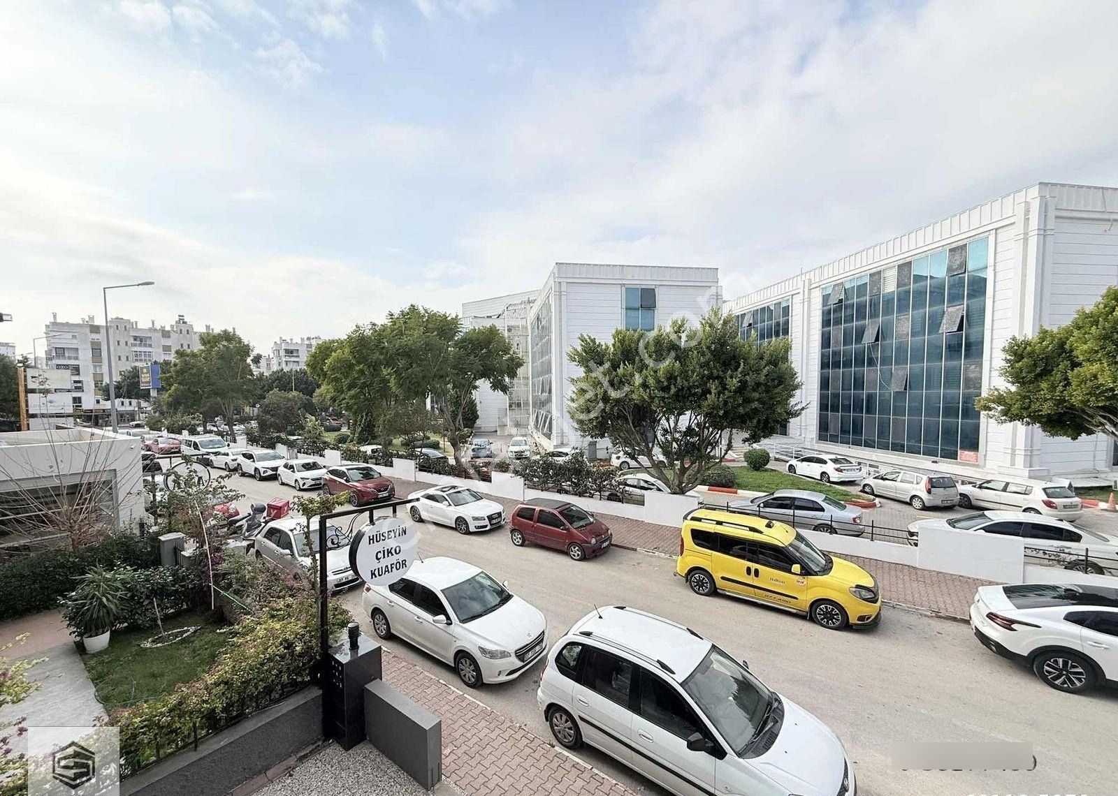 Fener Muratpaşa Belediyesi Yakını Katta 2+1 Ofis/işyeri - Görsel 16