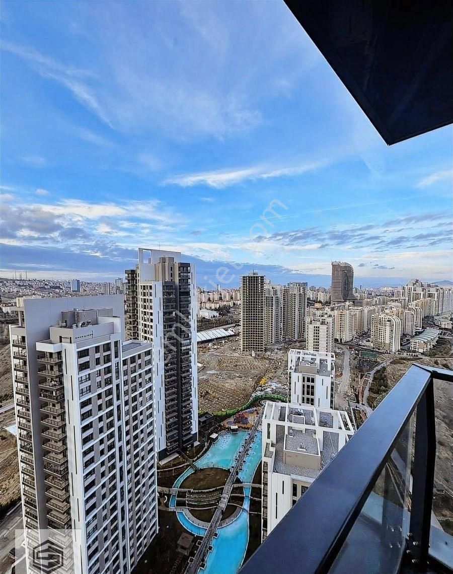 Sinpaş Marina Towers 5 'te 1+1 Geniş Köşe Daire