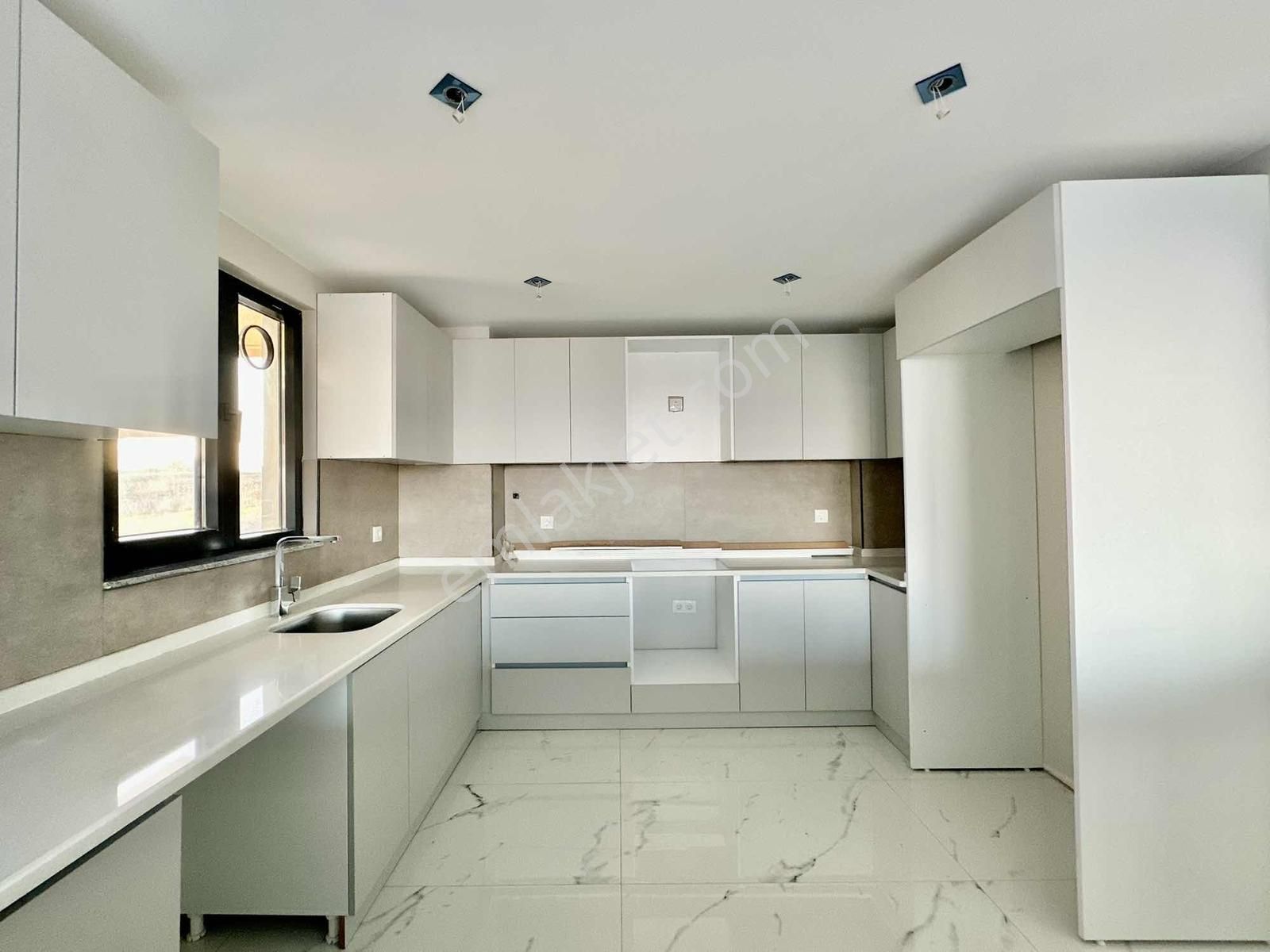 [kassel Yapı] Fırsat!!-geniş Bahçeli-havuzlu-5+1 Müstakil Villa - Görsel 13