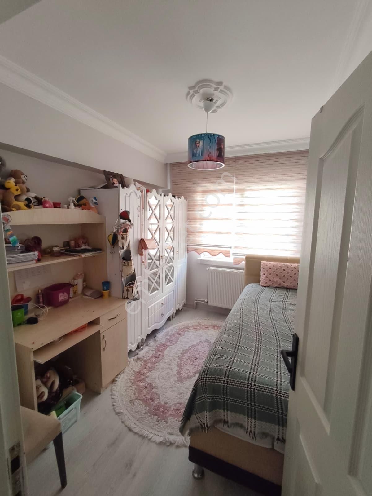 Sahibinden Kutlu Mah Merkezi Konumda Masrafsız 3+1 Daire - Görsel 7