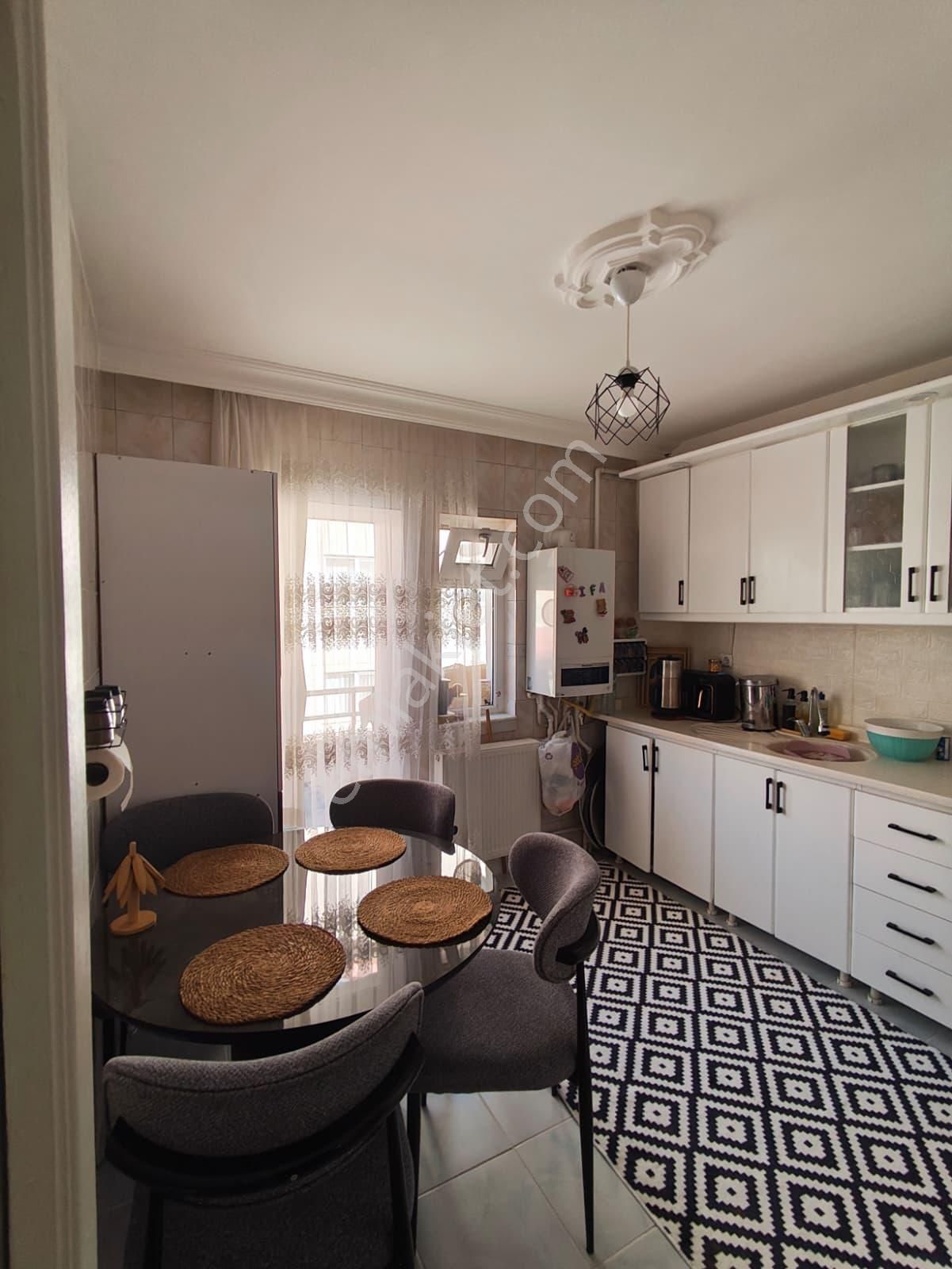 Sahibinden Kutlu Mah Merkezi Konumda Masrafsız 3+1 Daire - Görsel 10