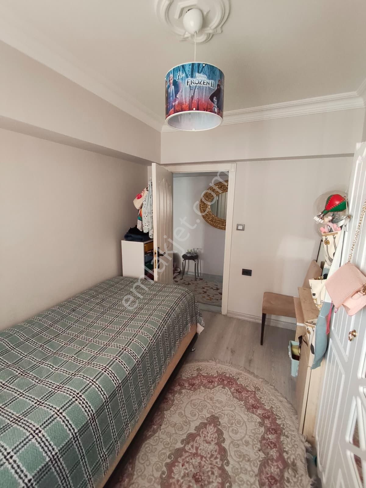 Sahibinden Kutlu Mah Merkezi Konumda Masrafsız 3+1 Daire - Görsel 6