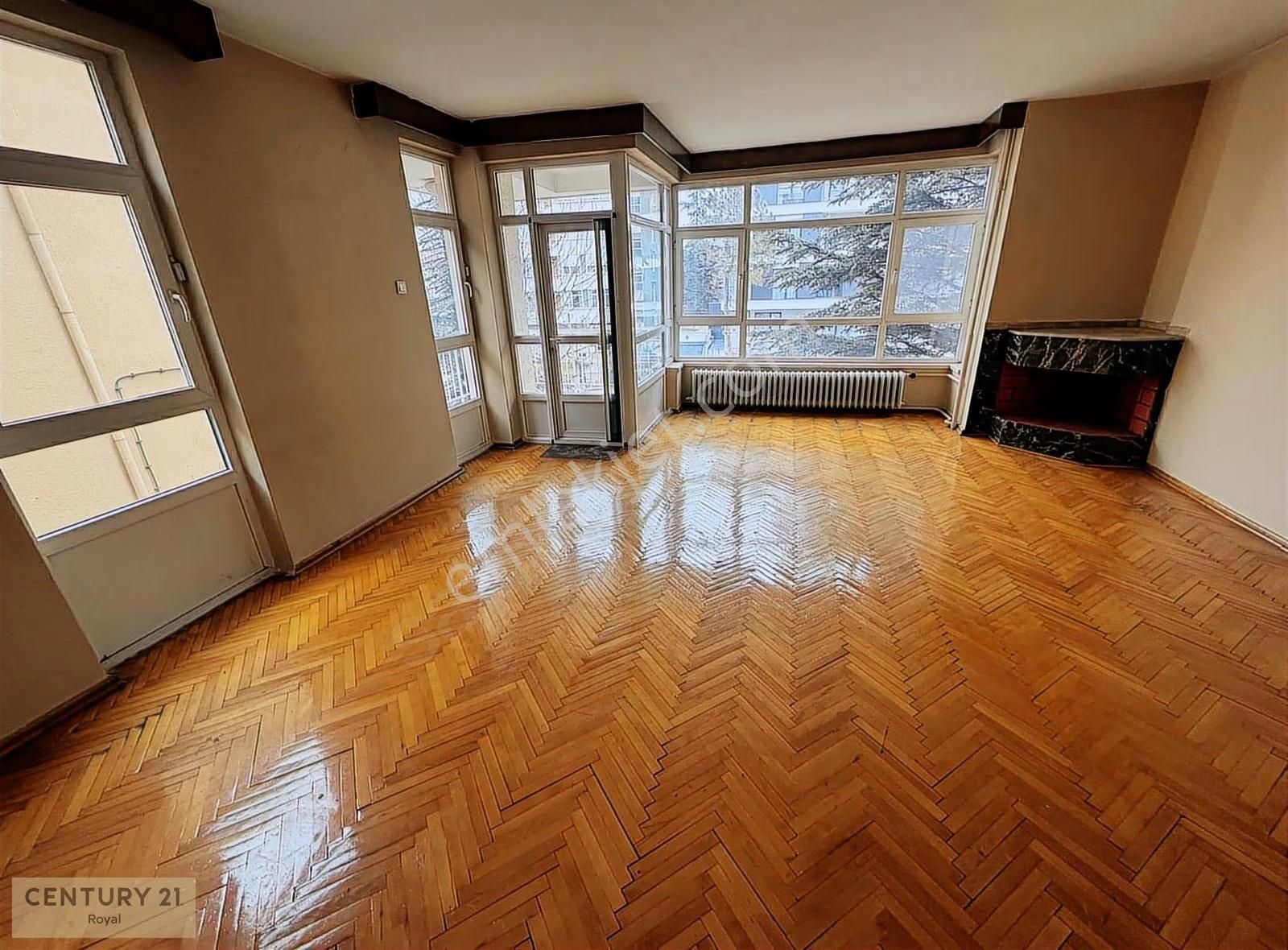 Aziziye Mahallesi Andrey Karlov Sokakta 4+1 Kiralık - Görsel 18