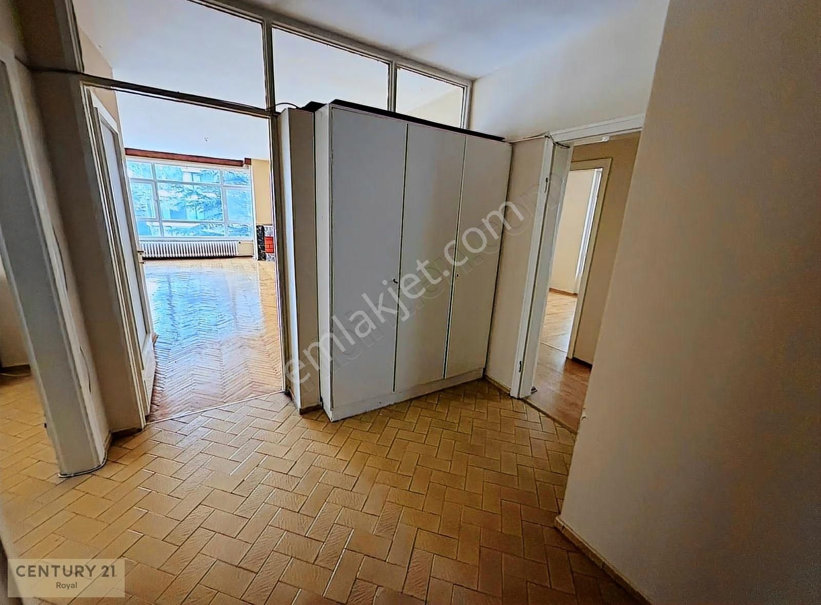 Aziziye Mahallesi Andrey Karlov Sokakta 4+1 Kiralık - Görsel 4