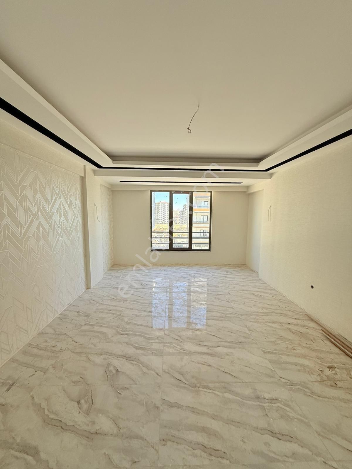 Güzelşehirde Merkezi Konumda 3+1 Daire - Görsel 8