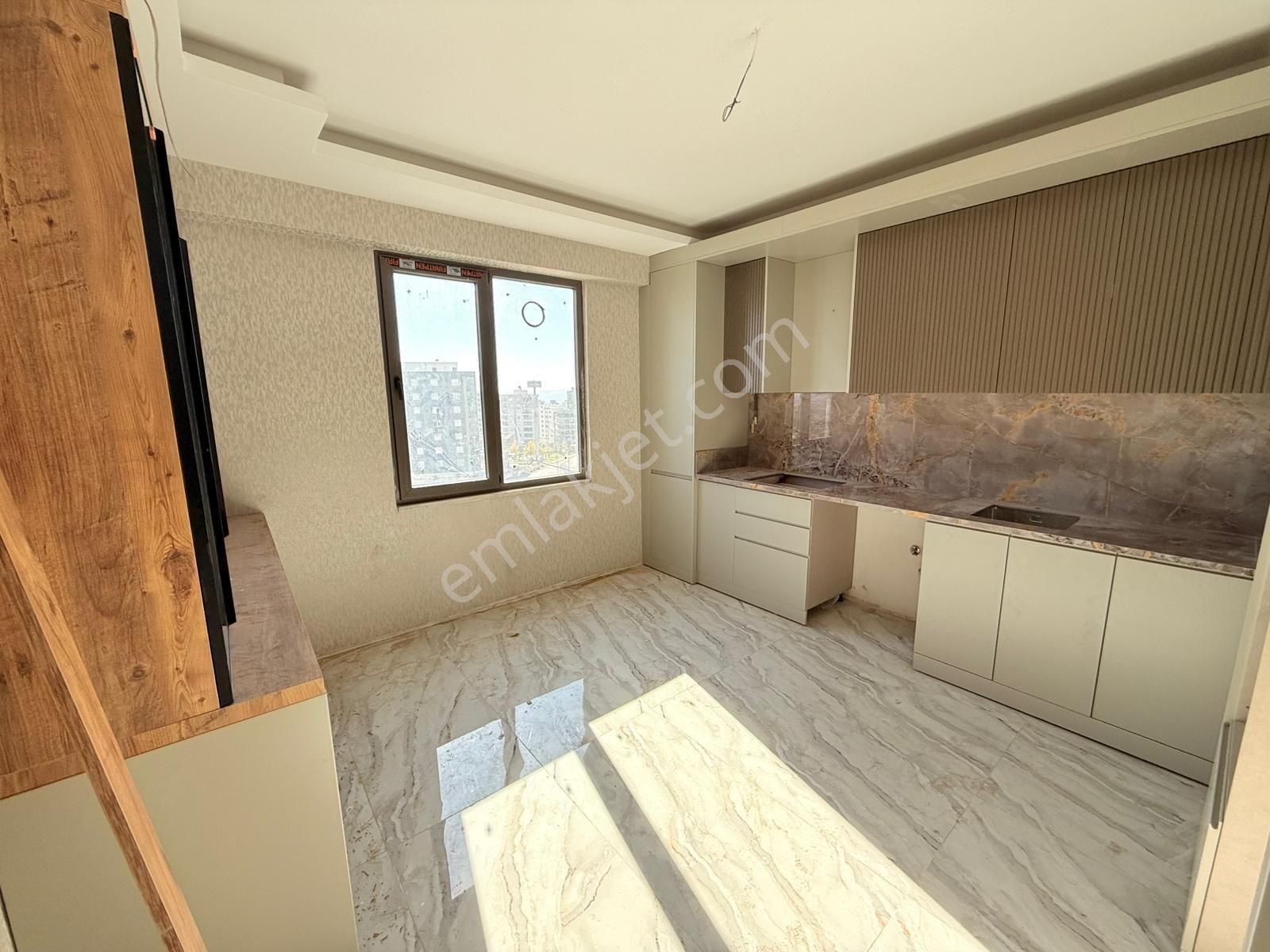 Güzelşehirde Merkezi Konumda 3+1 Daire - Görsel 19