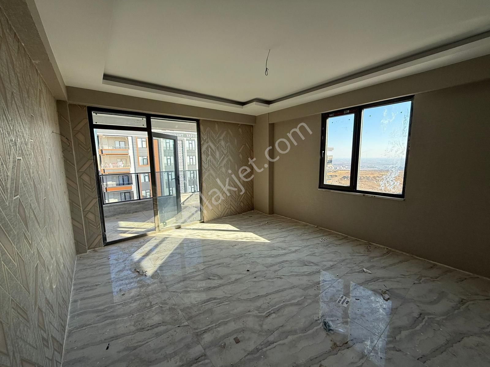 Güzelşehirde Merkezi Konumda 3+1 Daire - Görsel 14