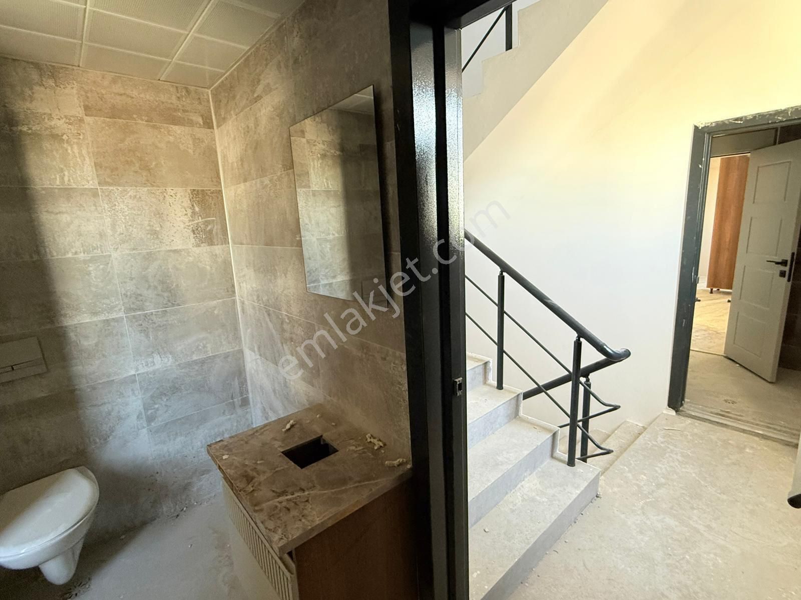 Güzelşehirde Merkezi Konumda 3+1 Daire - Görsel 12