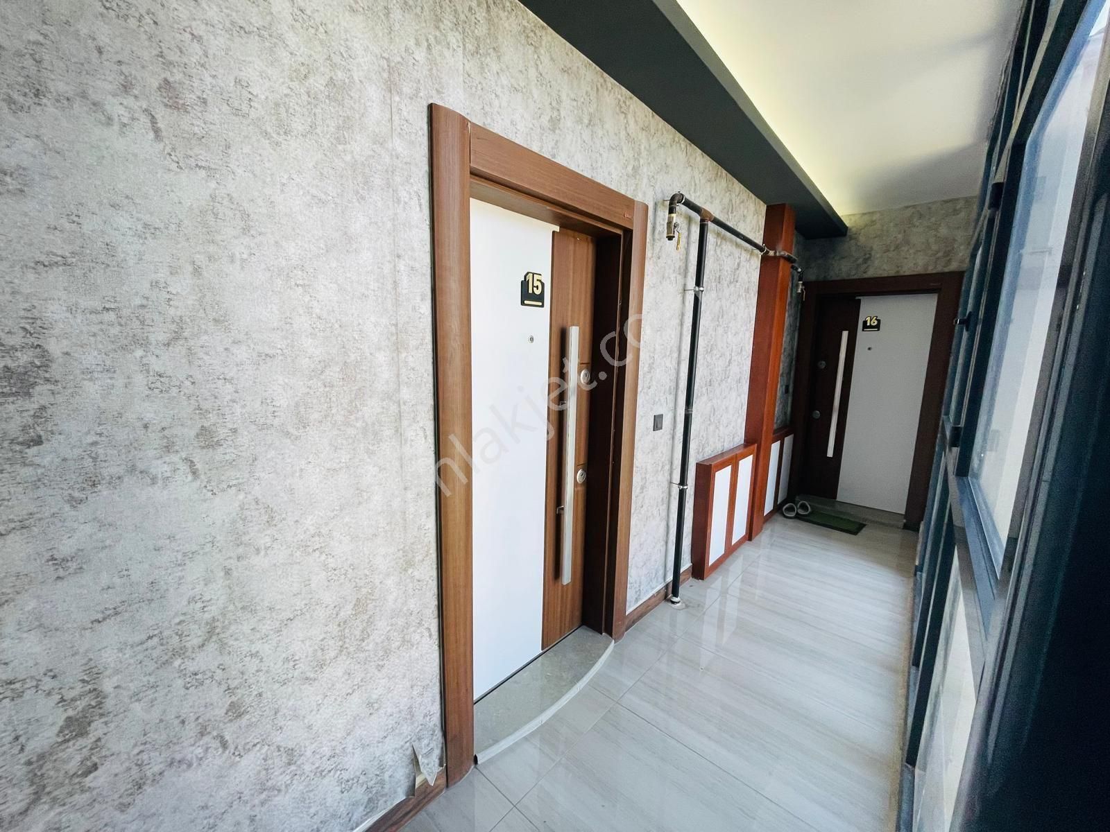 Değirmendere Mevkiinde Bemka Loca Sitesinde Deniz Manzaralı 2+1 Kiralıkdaire - Görsel 20