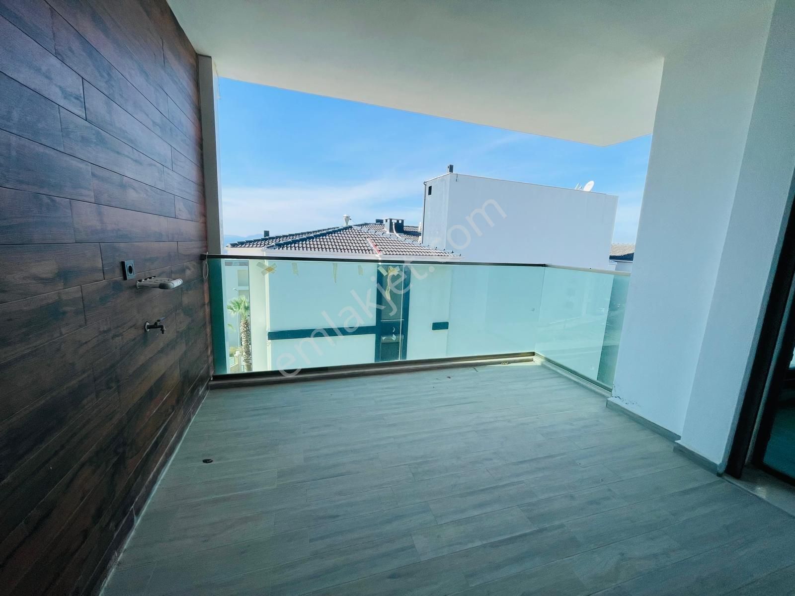 Değirmendere Mevkiinde Bemka Loca Sitesinde Deniz Manzaralı 2+1 Kiralıkdaire - Görsel 21