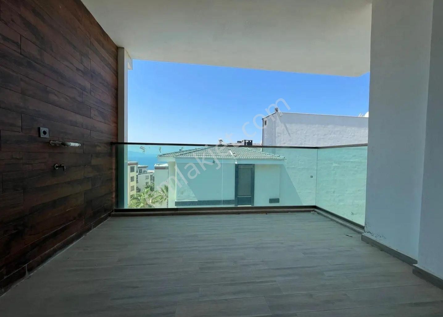 Değirmendere Mevkiinde Bemka Loca Sitesinde Deniz Manzaralı 2+1 Kiralıkdaire - Görsel 4