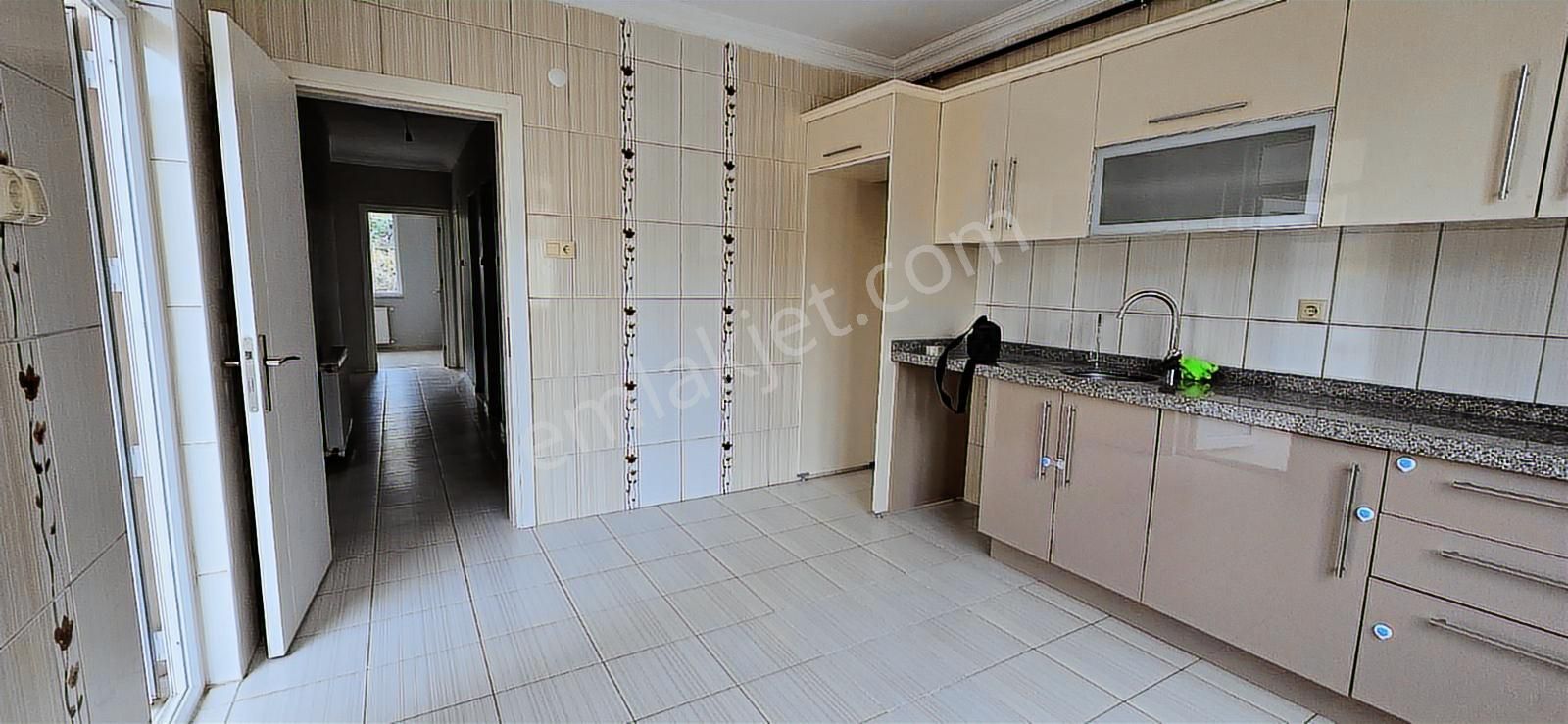 Seka Güven Evler Konutlarında Satılık Masrafsız 3+1 Daire - Görsel 21