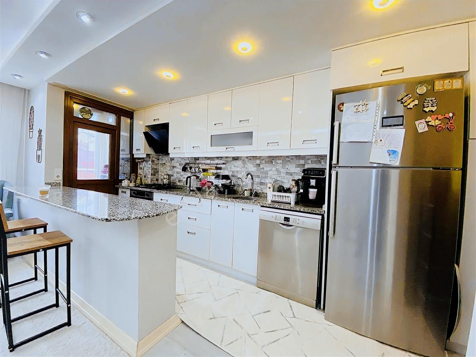 Mehmet Akif Mah. 140m² İskanlı 2+2 Satılık Dubleks Daire - Görsel 6