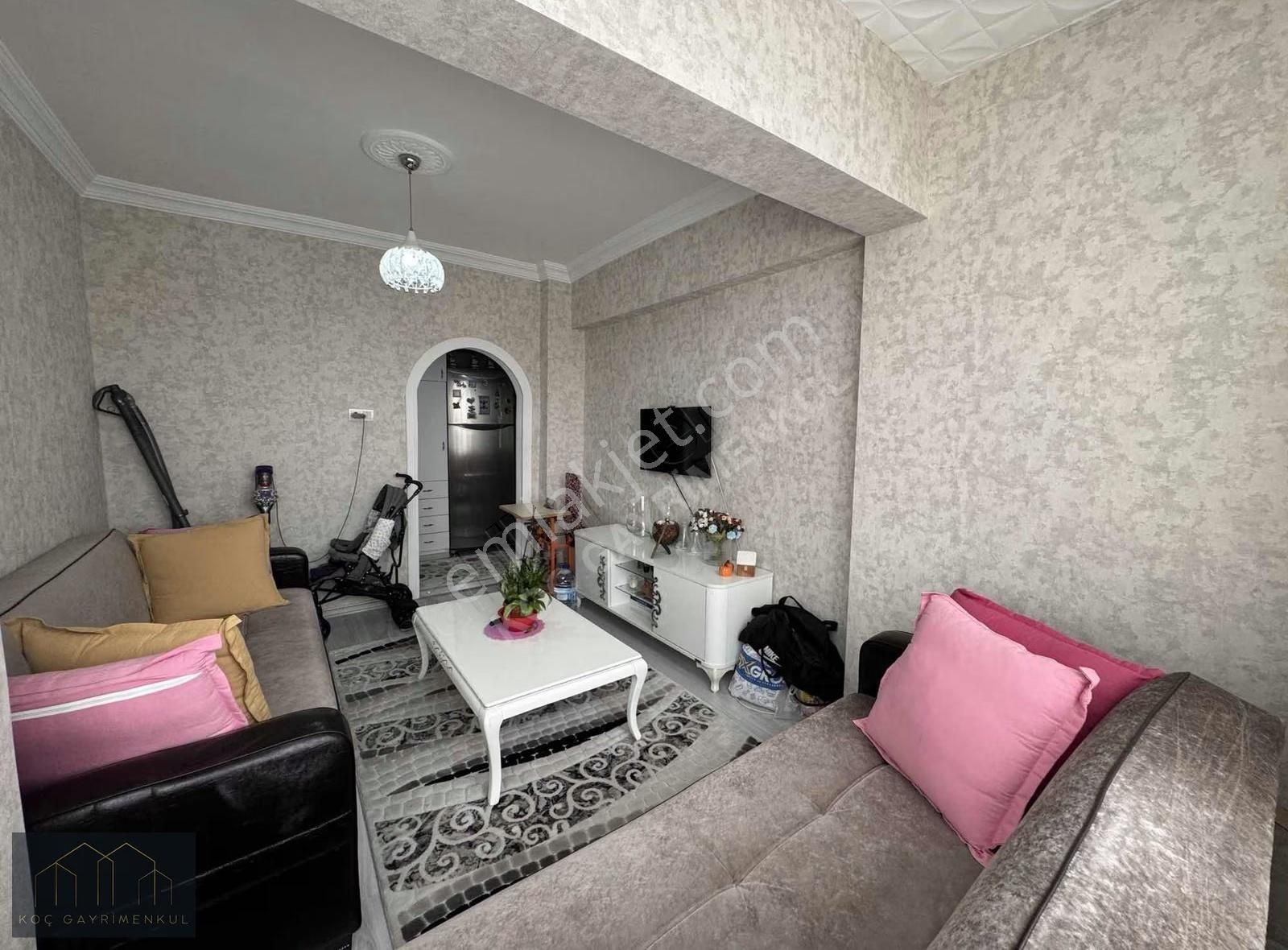 Koç Gayrimenkul'den 3+1 Full Yapılı Merkezi Lokasyon Satılık!!! - Görsel 16