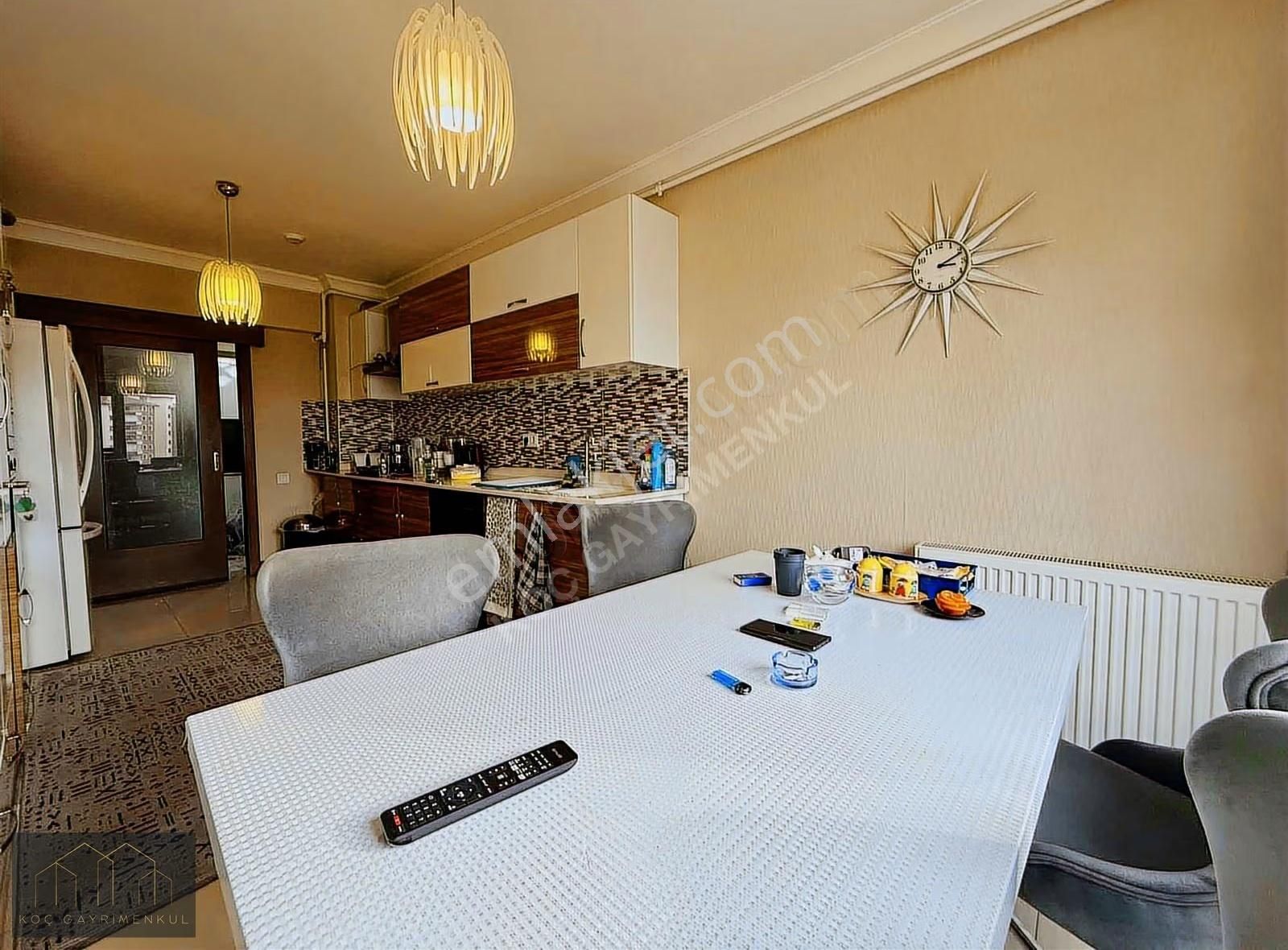 Koç Gayrimenkul'den 3+1 Geniş M2 Ara Kat Asansörlü Lüks Daire - Görsel 6