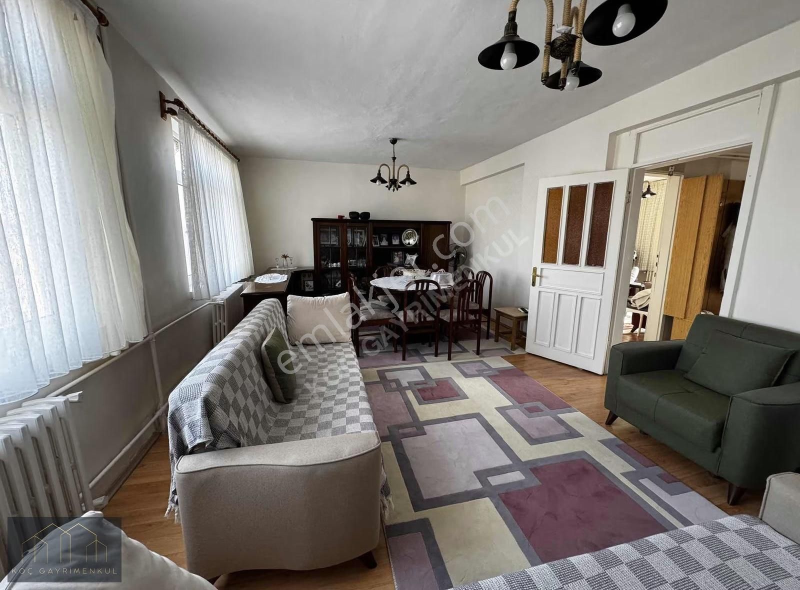 Koç Gayrimenkul'den Metro Yakını Asansörlü 3+1 Daire