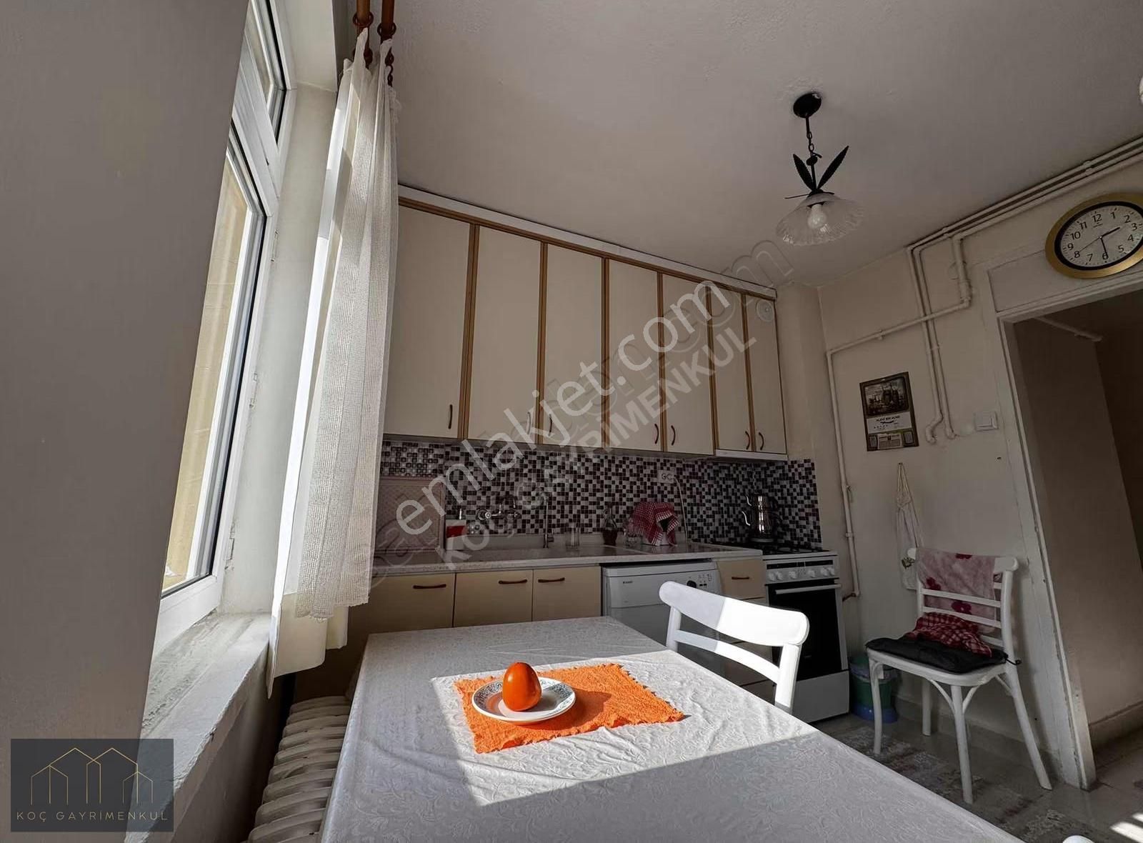 Koç Gayrimenkul'den Metro Yakını Asansörlü 3+1 Daire - Görsel 17