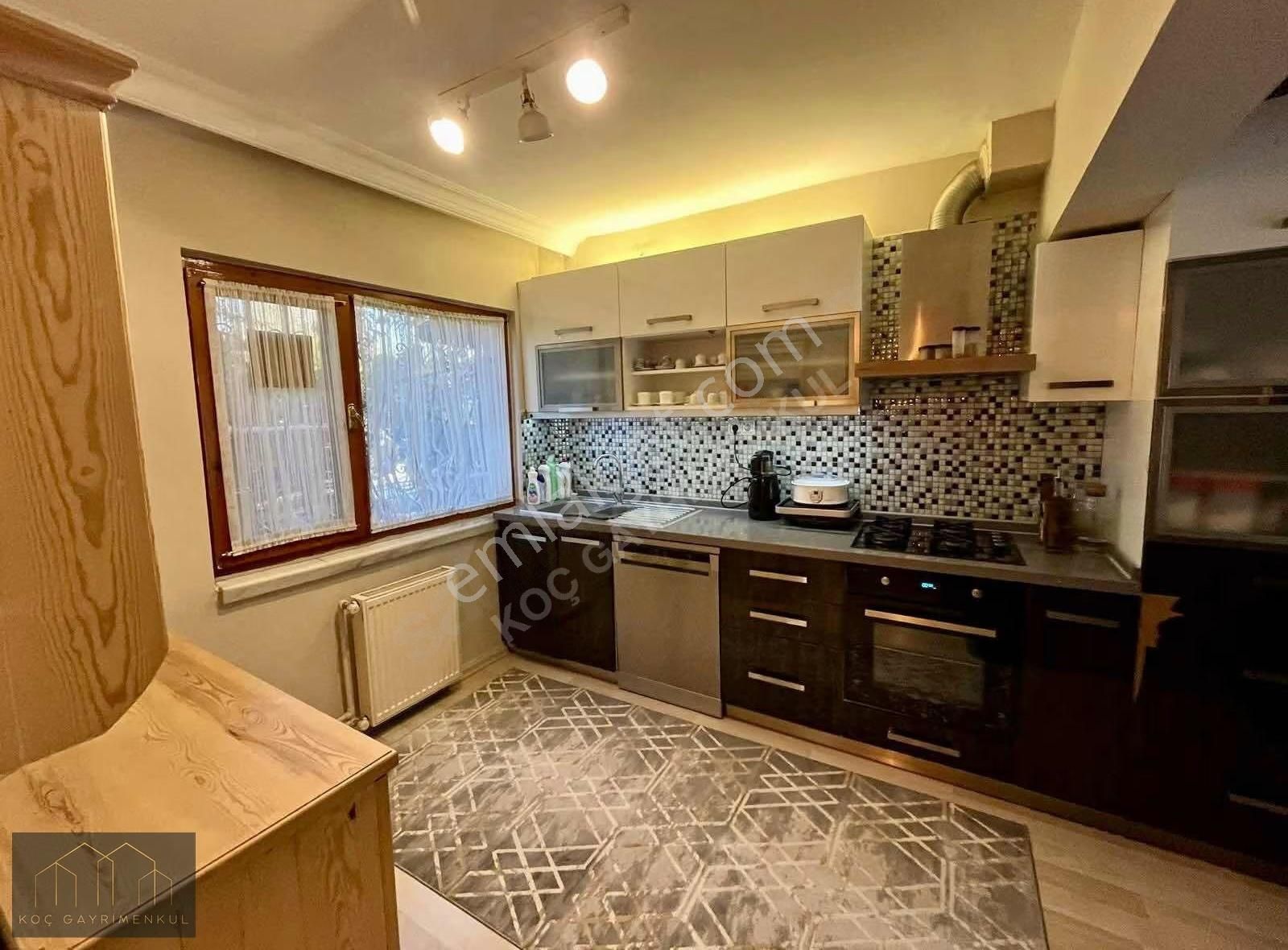 Merkezi Lokasyon Full Yapılı Geniş Bahçe Ve M2 Satılık Müstakil - Görsel 17