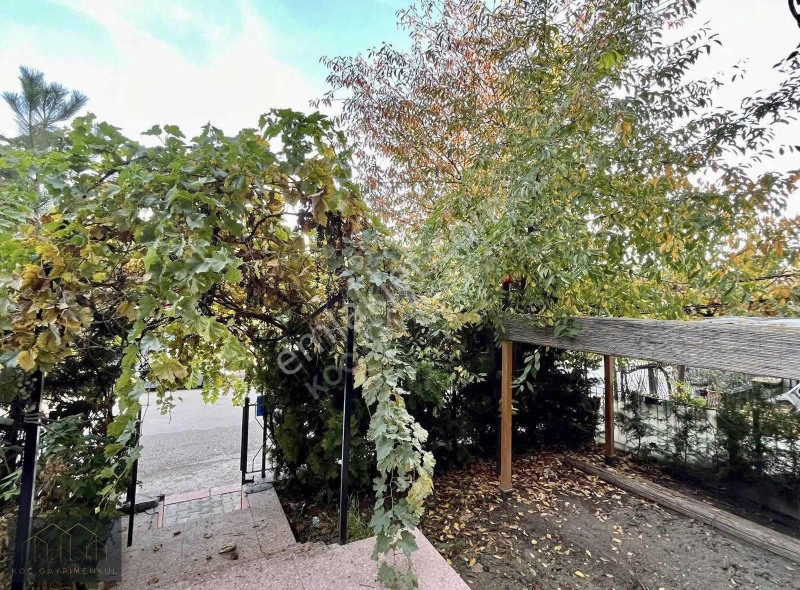 Merkezi Lokasyon Full Yapılı Geniş Bahçe Ve M2 Satılık Müstakil - Görsel 19