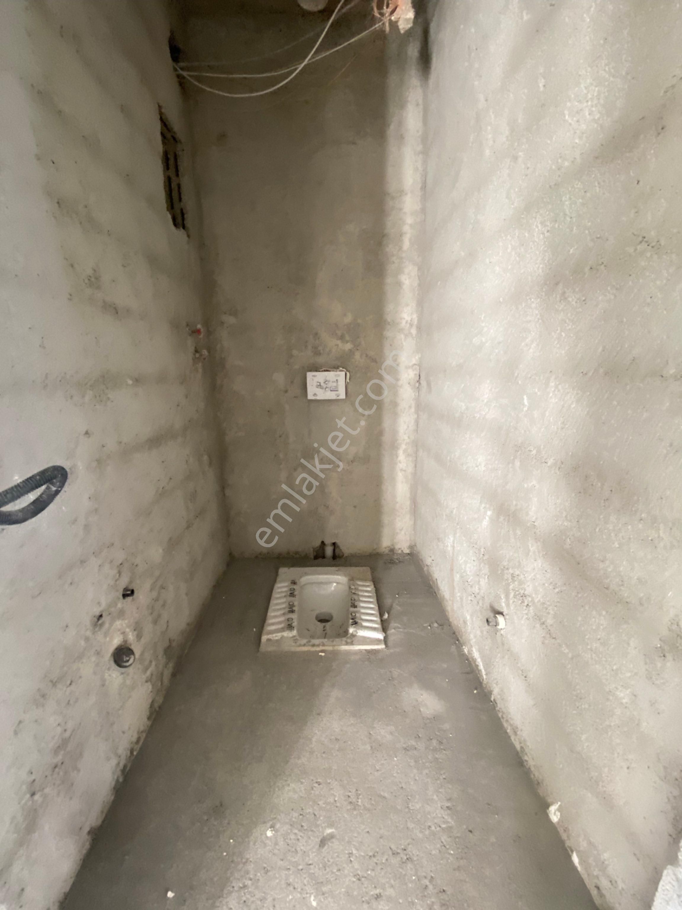 Yılmazdan İncirlik Yeni Mahde Satılık 2+1 Acık Mtfk Giriş Kat E5 Yakın - Görsel 8