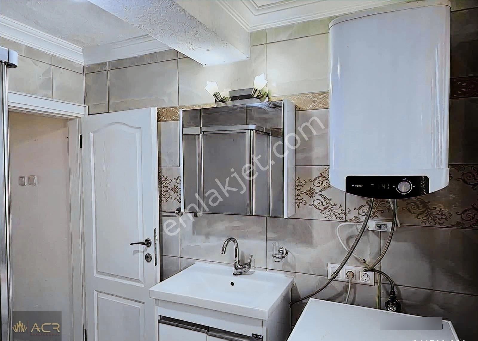 Altınova'da Site İçerisinde Denize Sıfır Satılık 3+1 Tripleks - Görsel 16