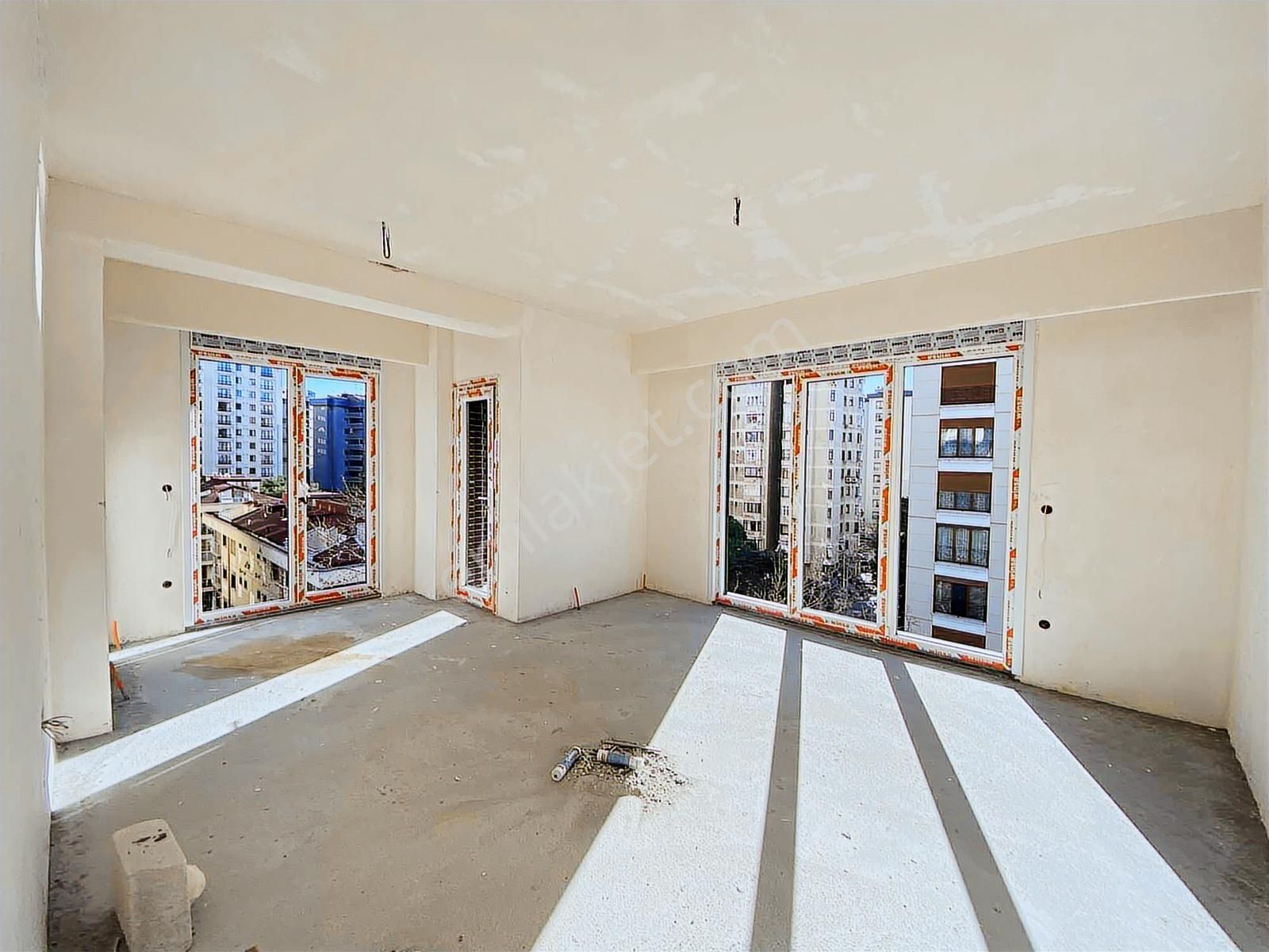 Turyap'tan Kozzy Avm'ye Yürüme Mesafesinde Balkonlu Sıfır 3+1 - Görsel 2