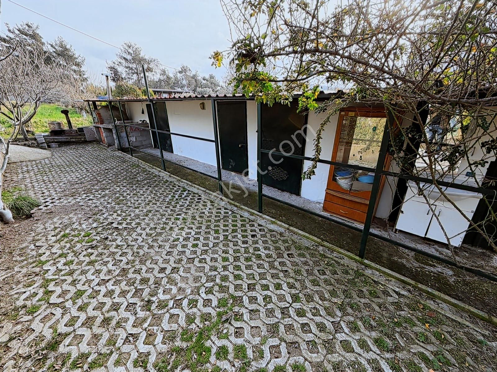 Buca Kırıklarda 4510m2 Arazi Ve Dubleks Havuzlu Villa - Görsel 34