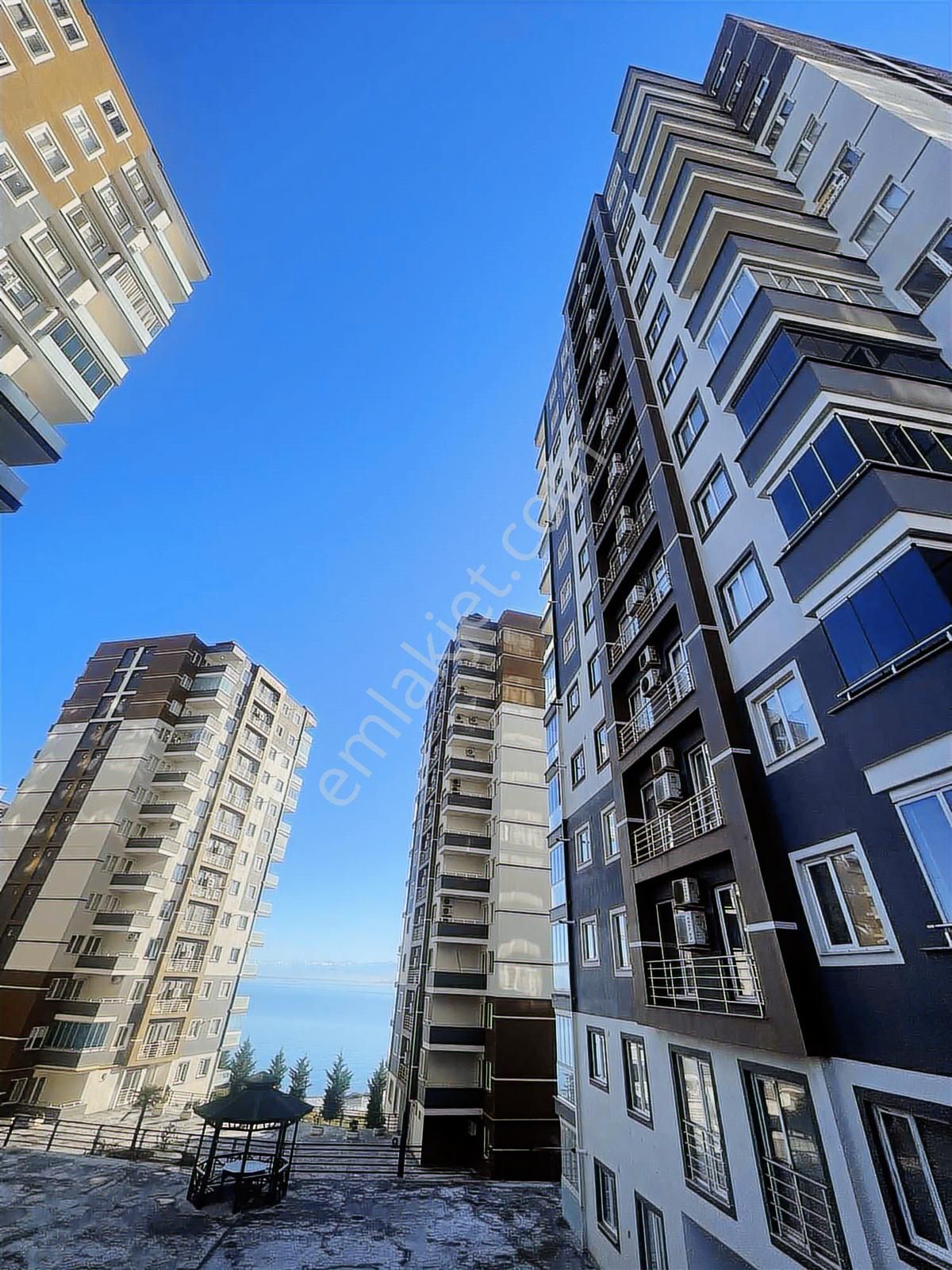 Ortahisar Yalıncak Mah.'de Satılık 5+1 Deniz Manzaralı Daire - Görsel 4