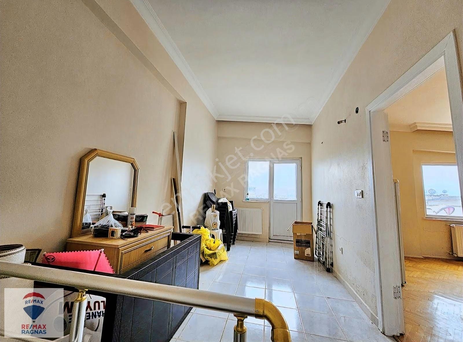 Taşdelenin Kalbinde Teraslı Çatı Dubleksi Keyifli Yaşam Alanı - Görsel 12